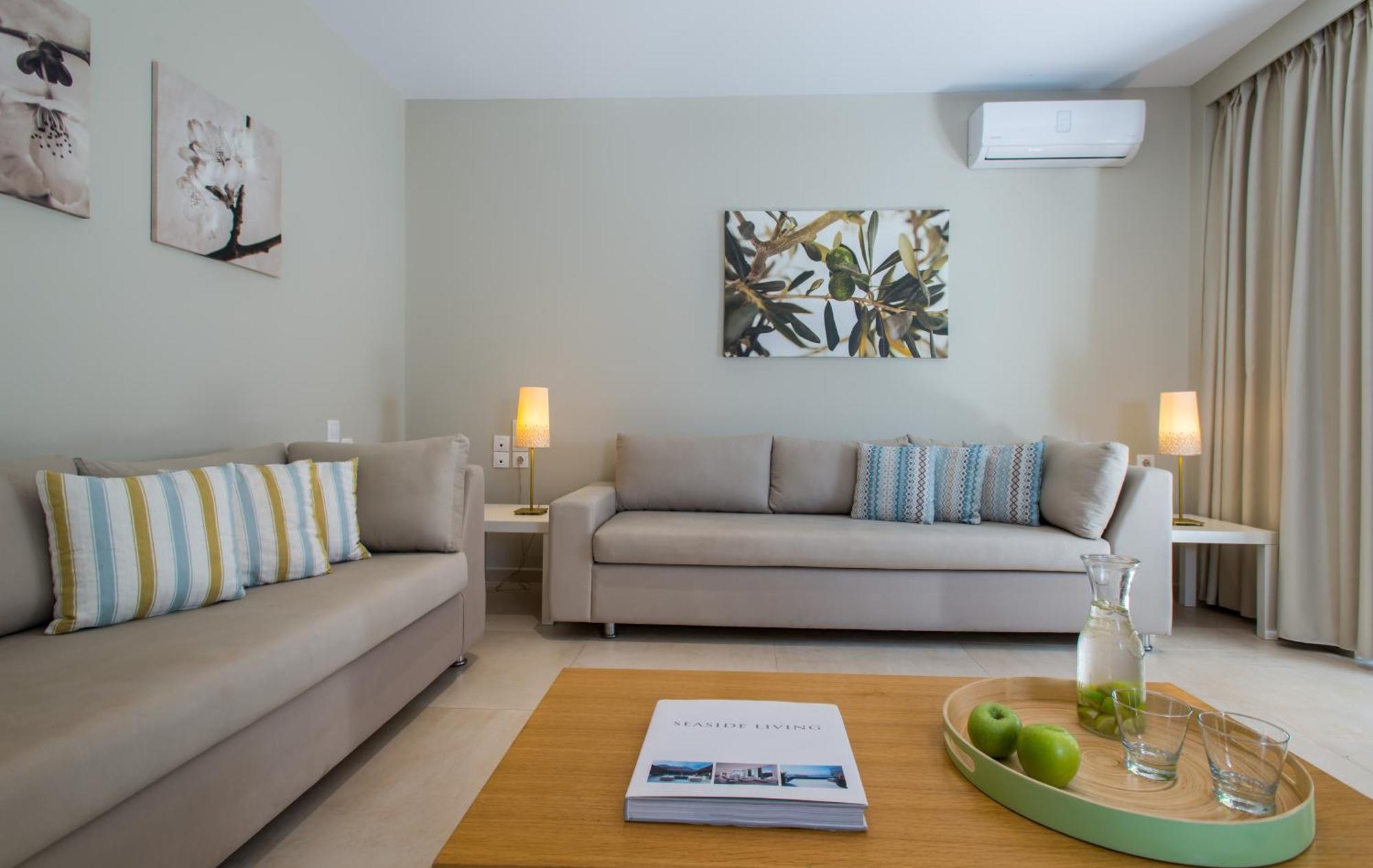Club Agia Anna Hotel 4*