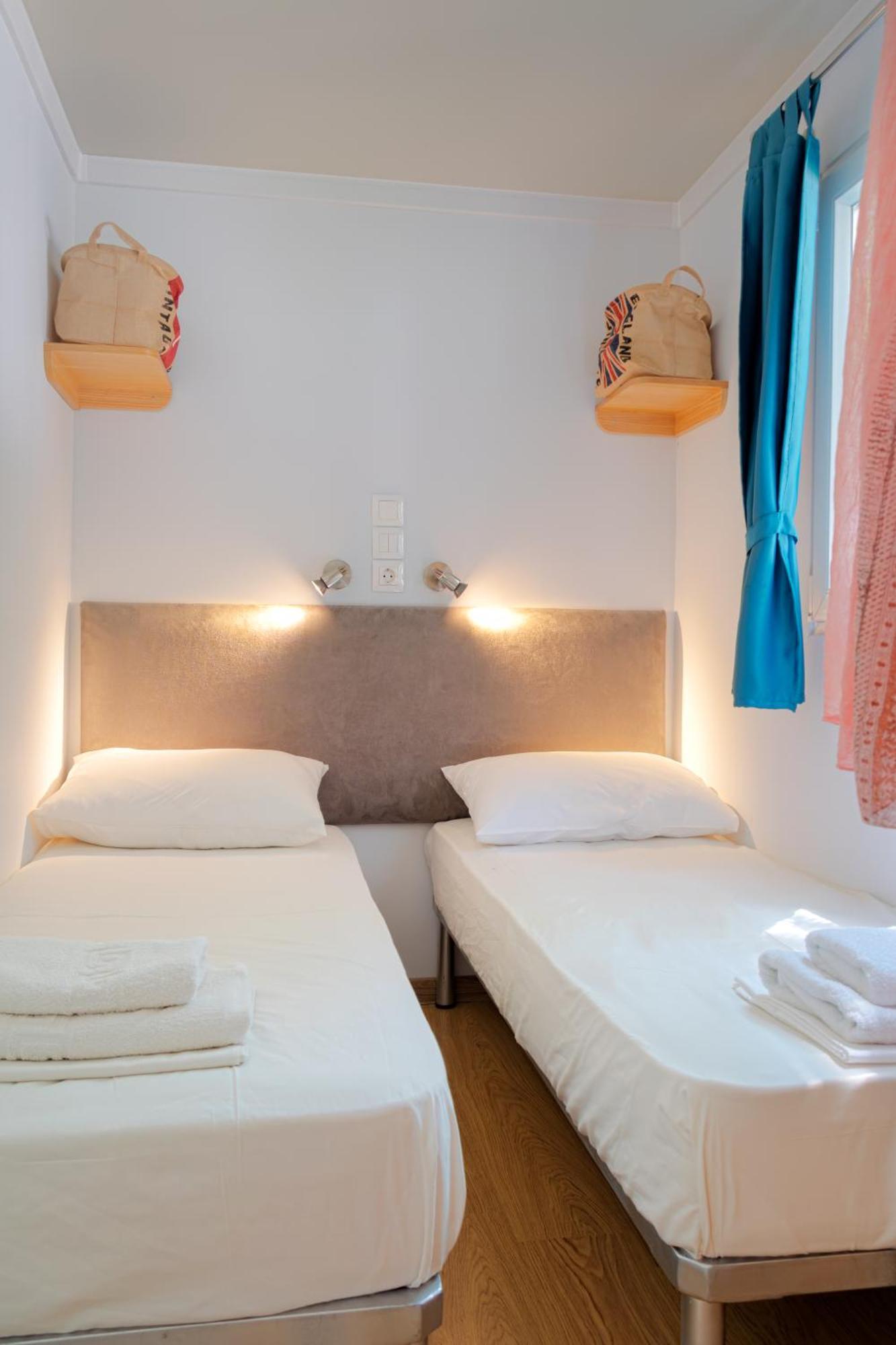 Armenistis & Campsite *