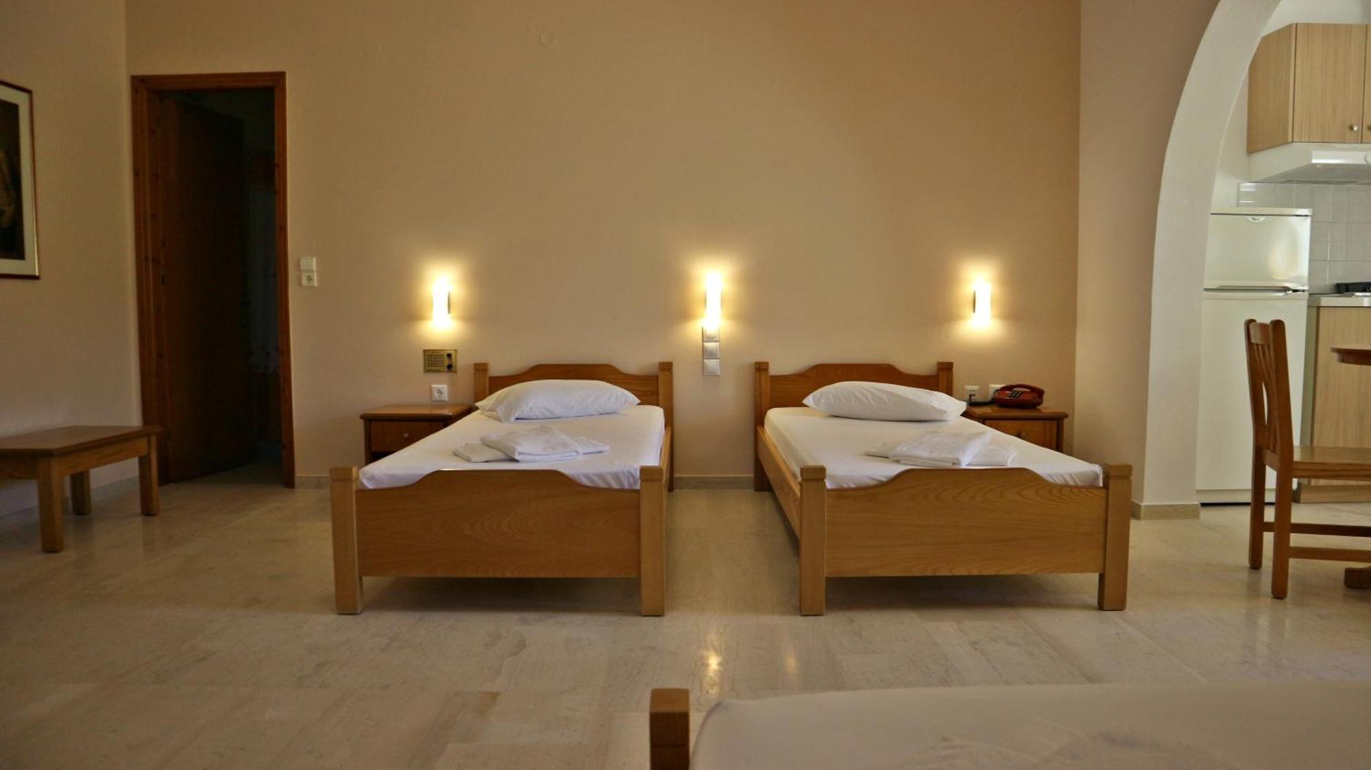 Hotel Proteas & Agios Prokopios (Naxos)