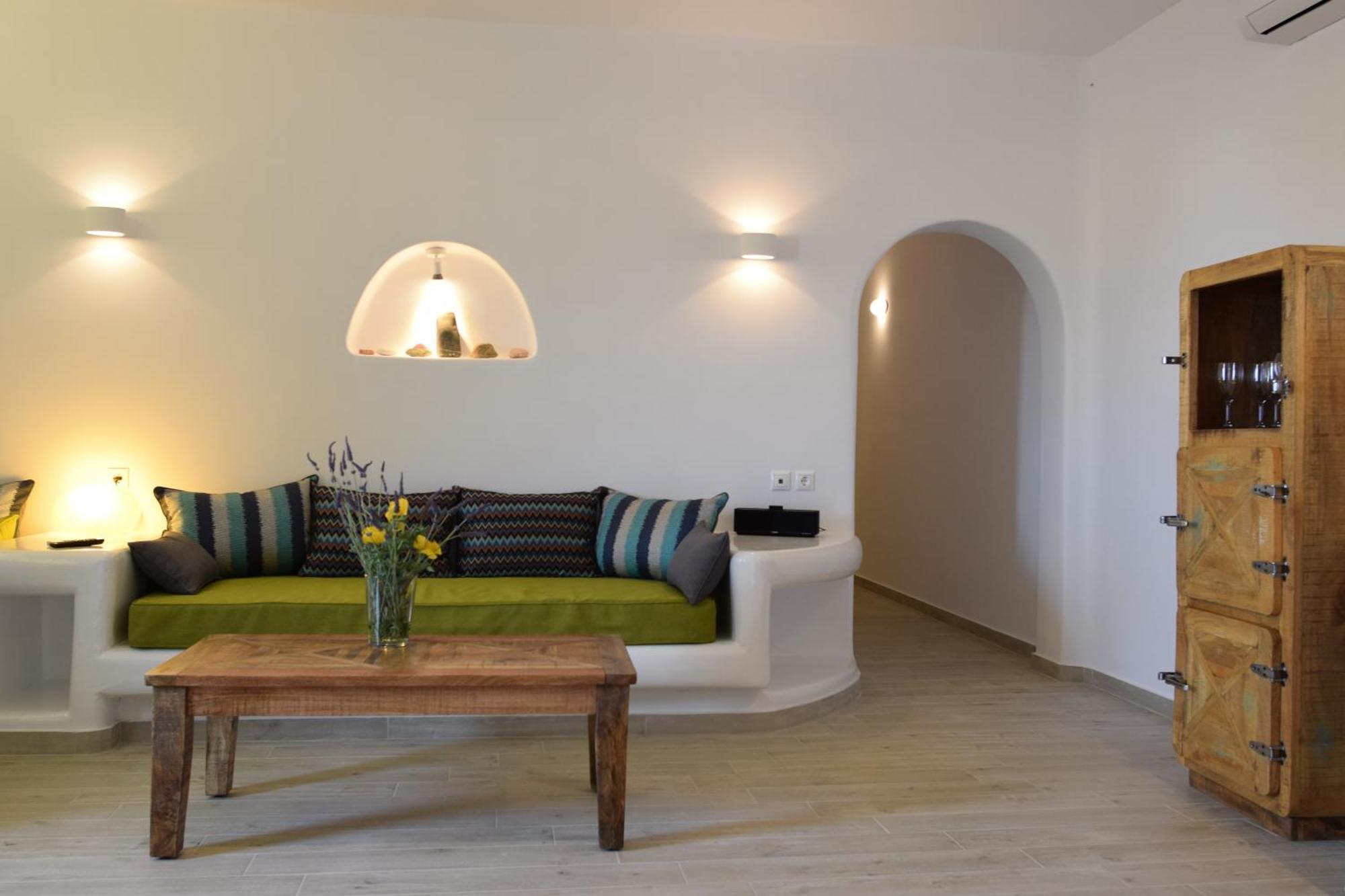 Andromeda Mykonos & 4*