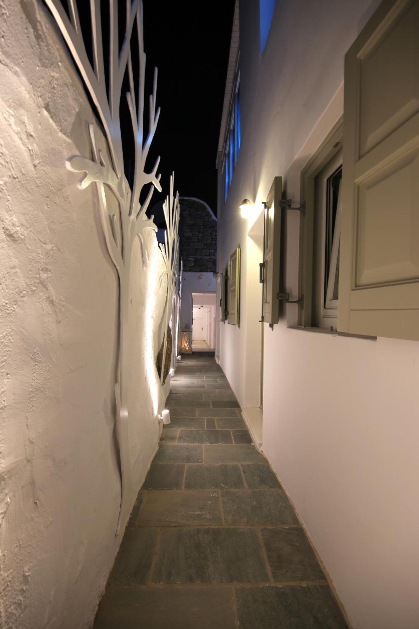 Damianos Mykonos 3*
