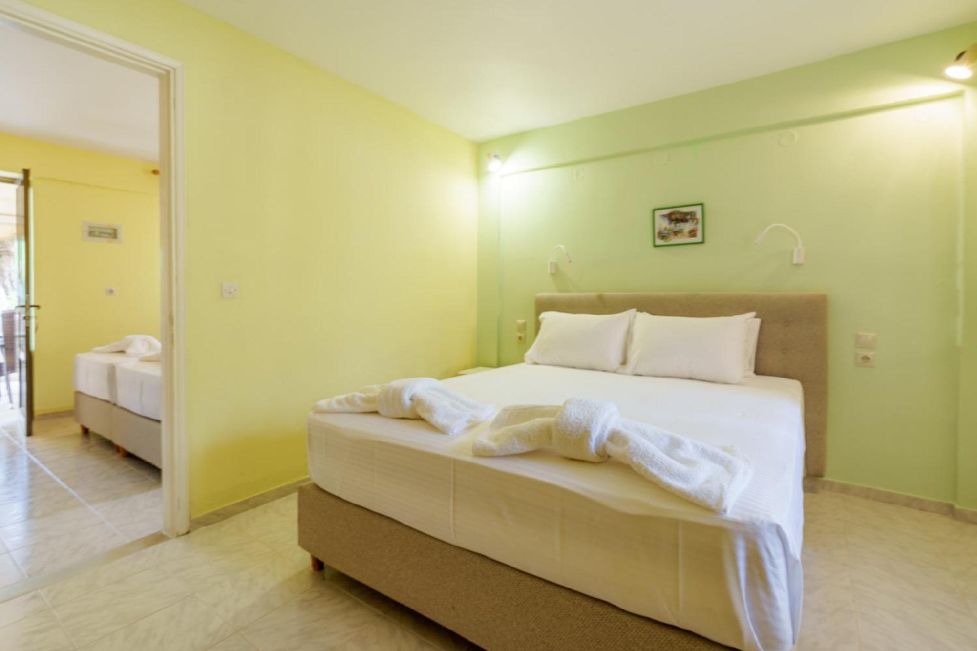 Apartment Ramona Lourdata (Kefalonia)