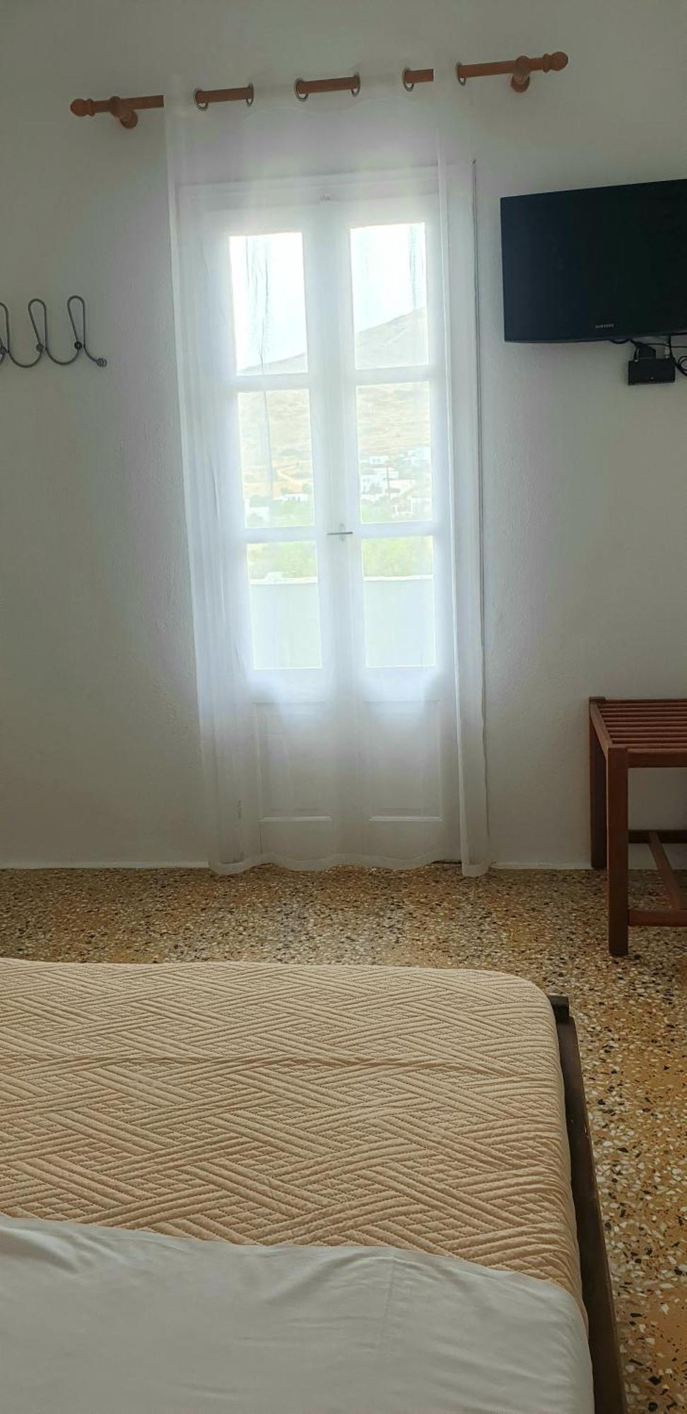Ilias Place *