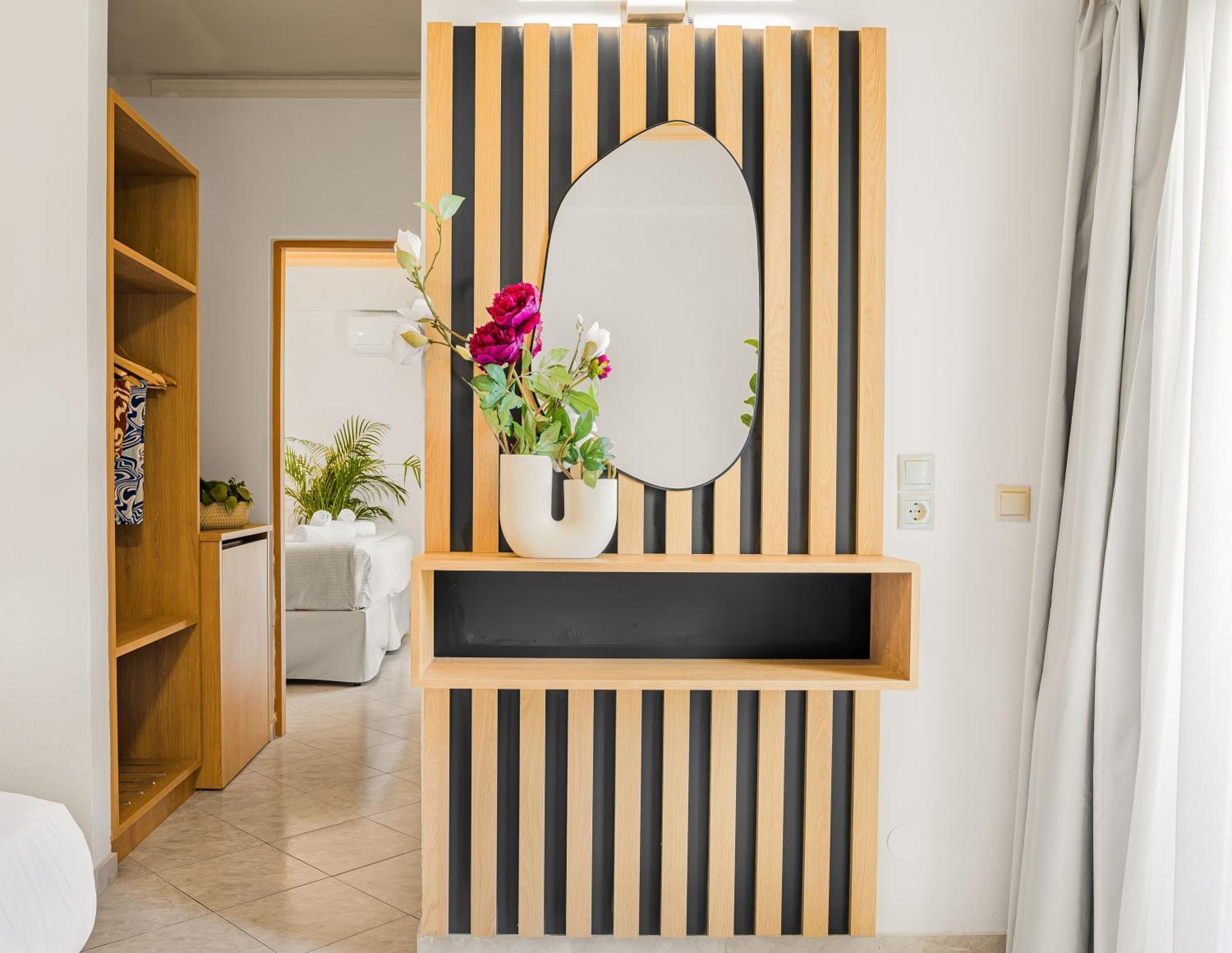 Aparthotel Socrates Malia (Crete)
