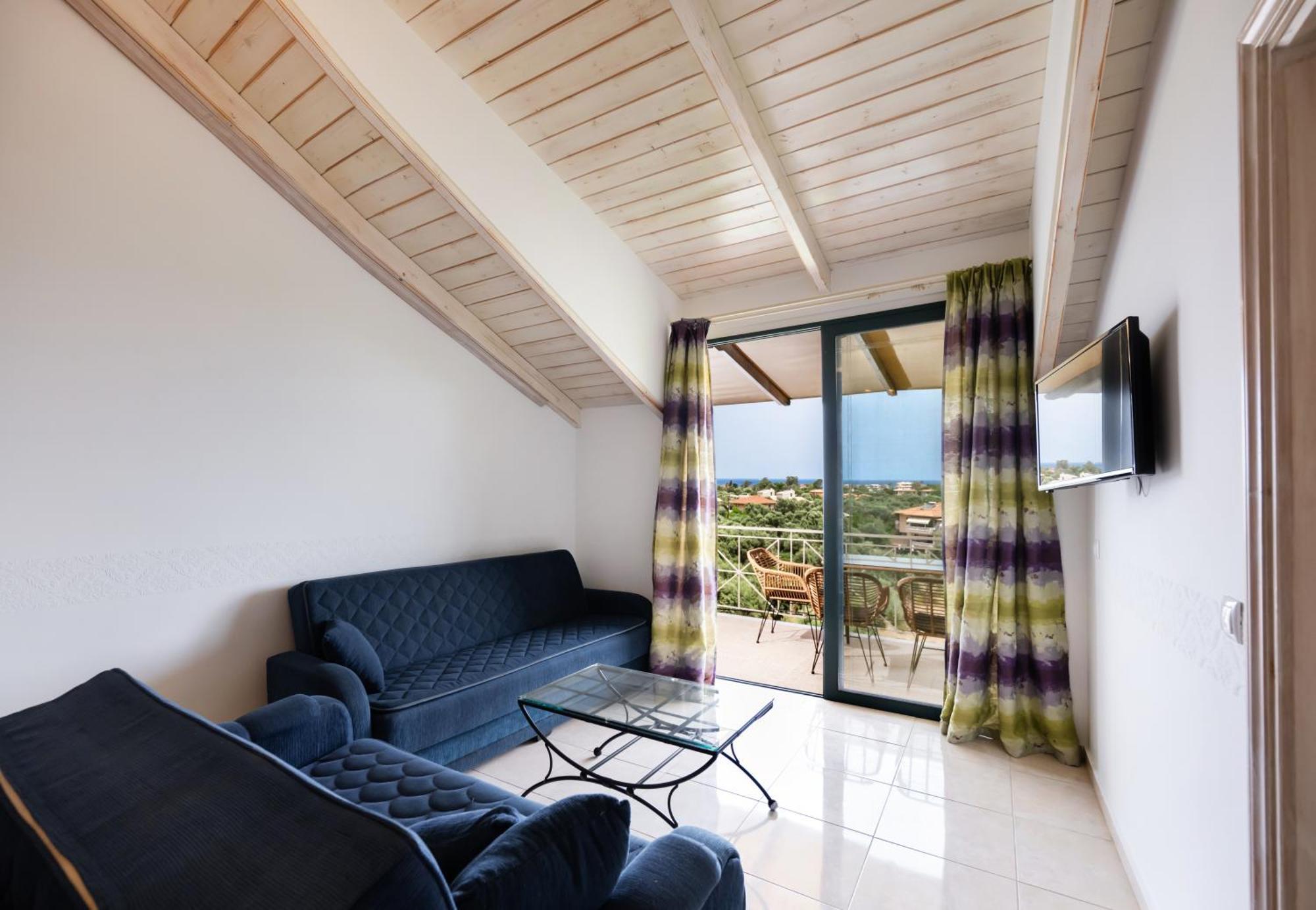 Kastro Maistro Hotel 2*