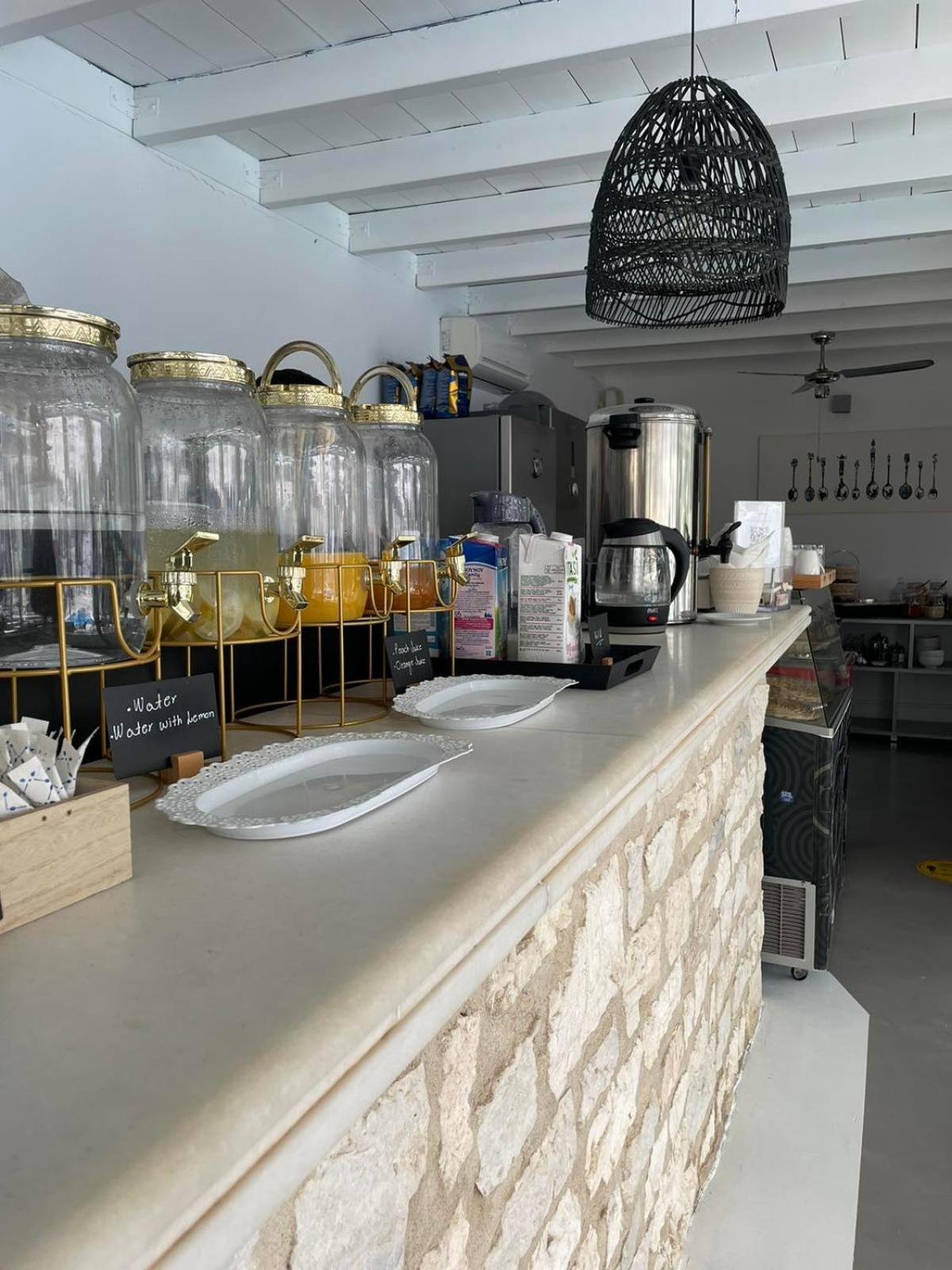 Aparthotel Zoumis Naousa (Paros)