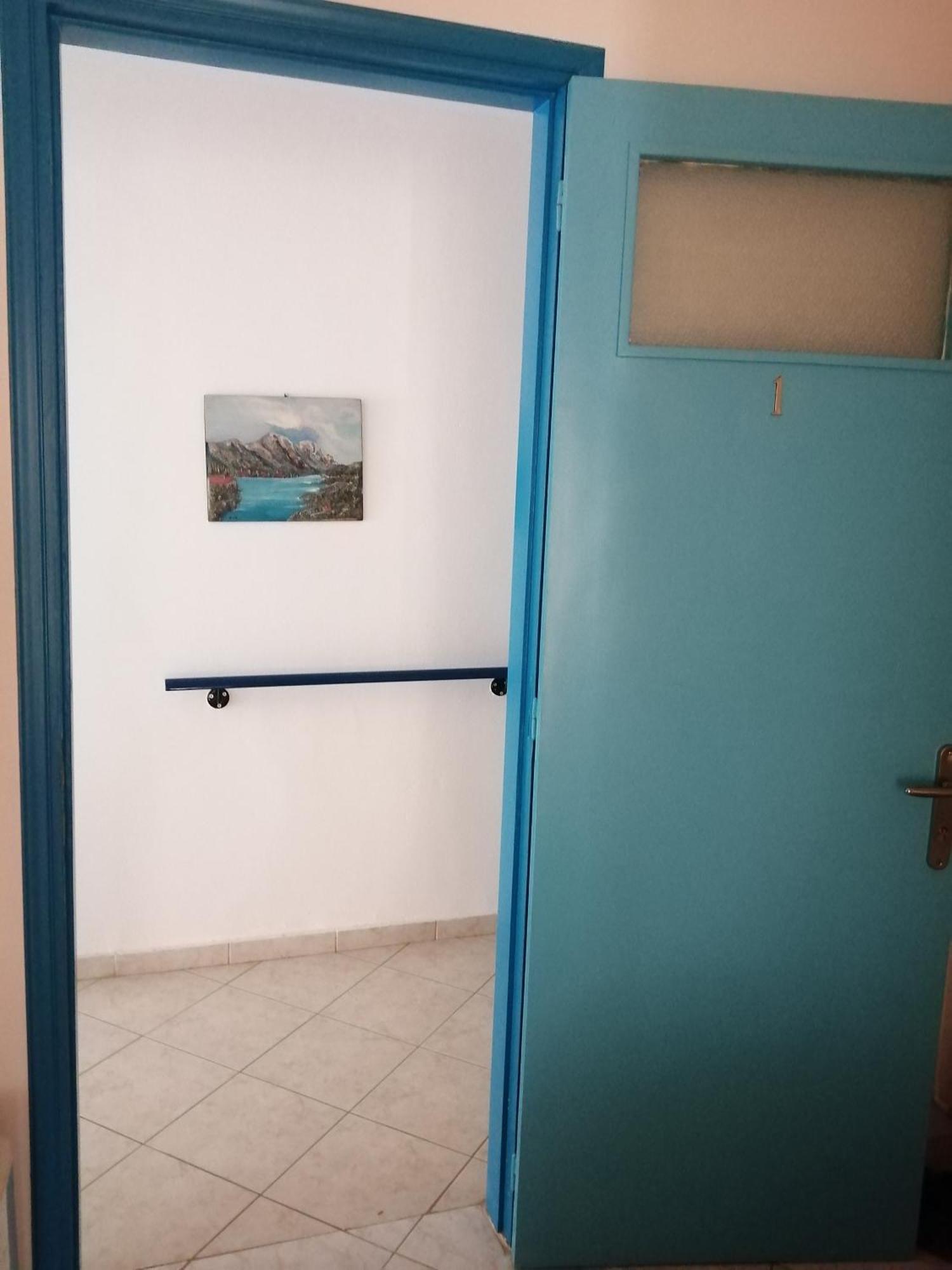 Fotini Kamena Vourla