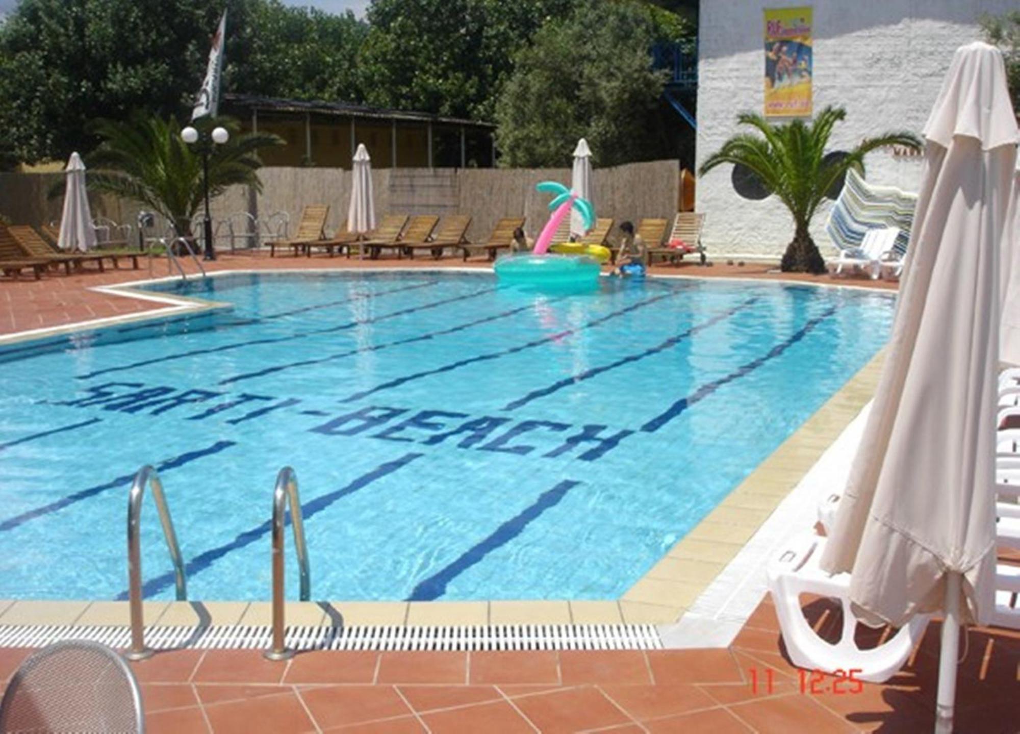 Hotel Sarti Beach
