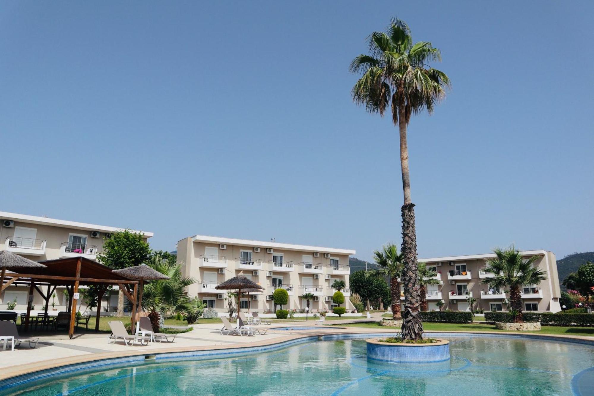 Hotel Hotel Sarti Beach