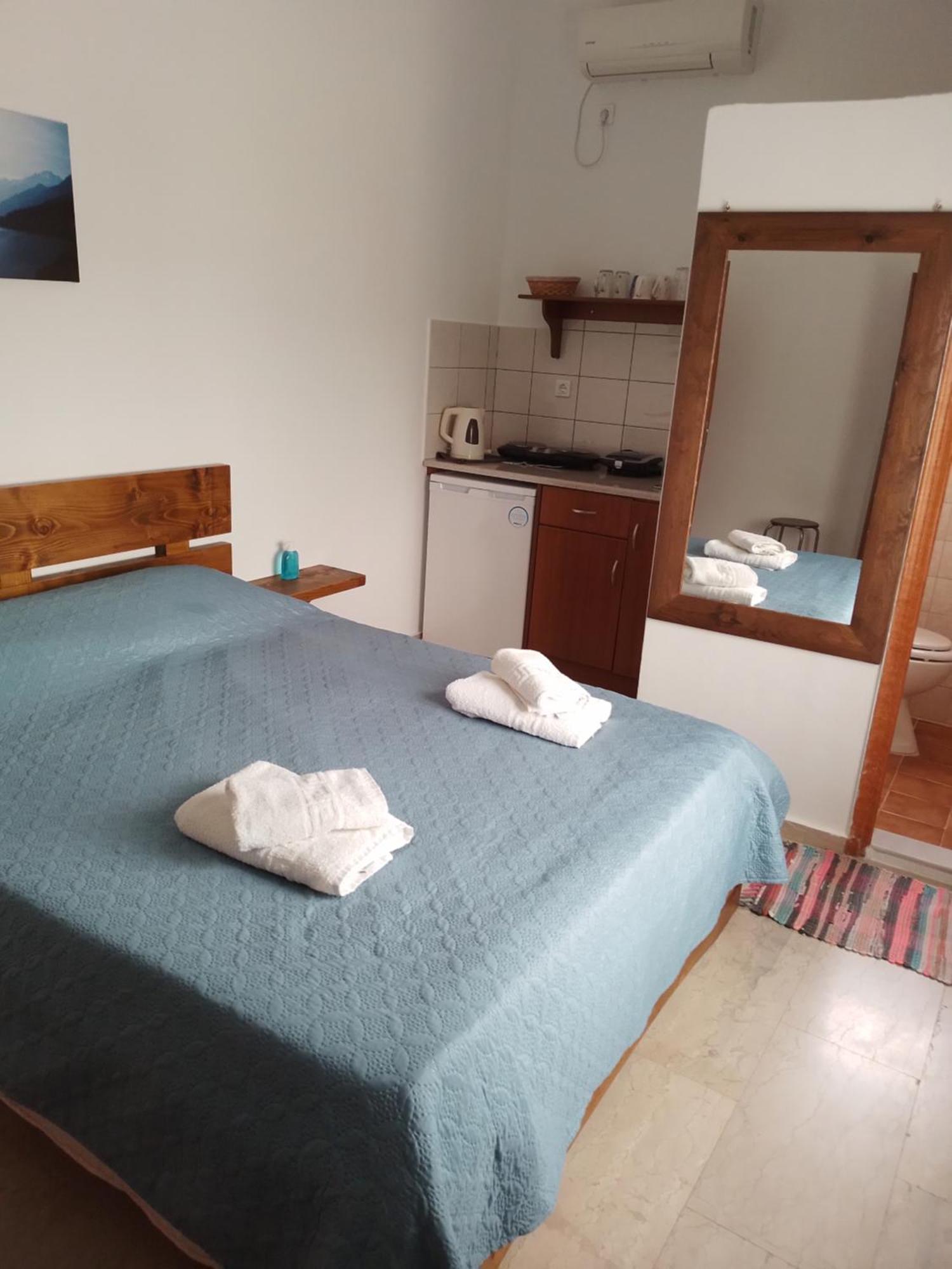 Apartment Manolakis Pizanias Emborios