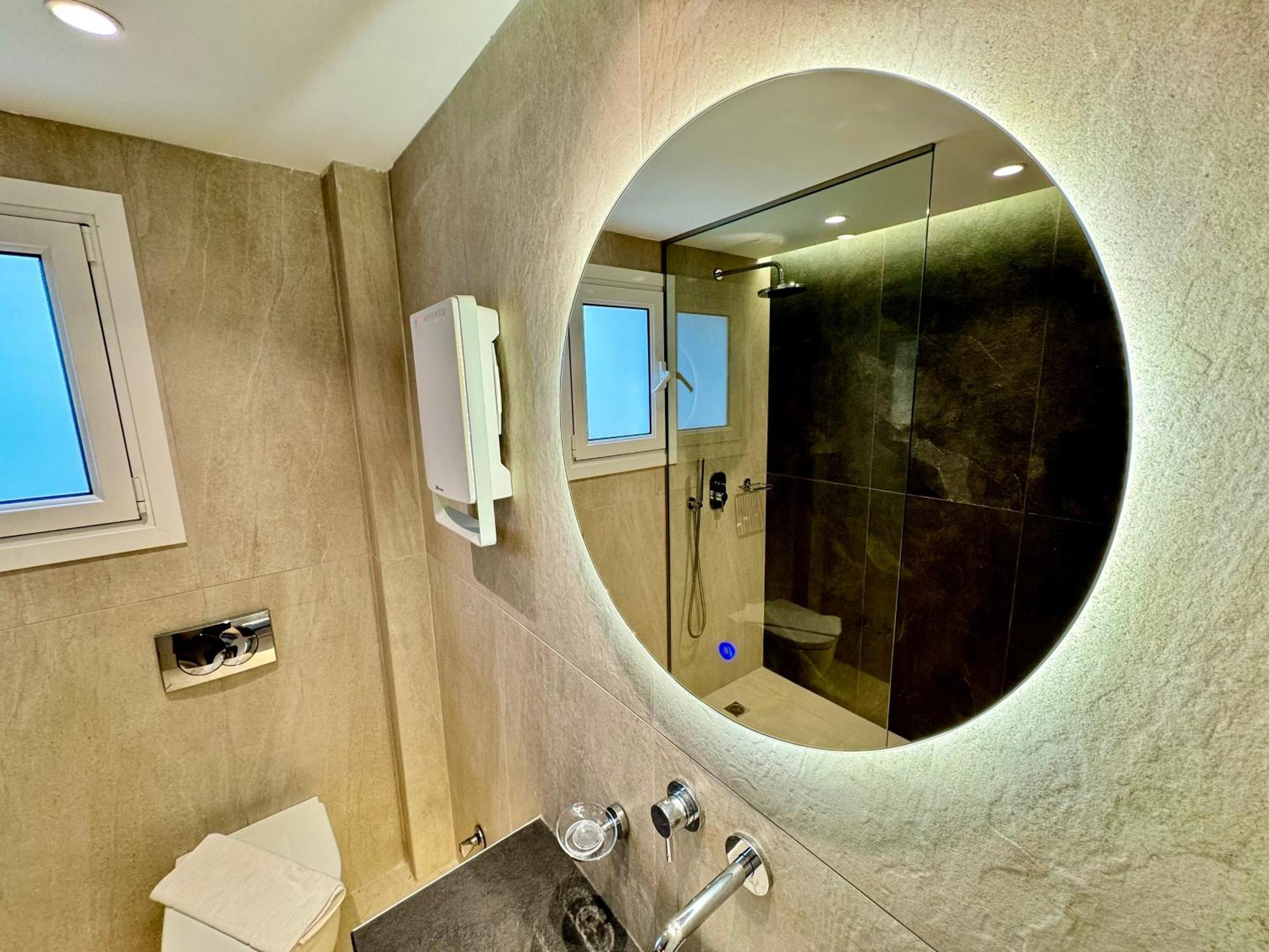 Apartment Pami Almiros Beach