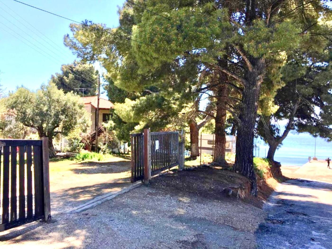 The House By The Sea Apartment *