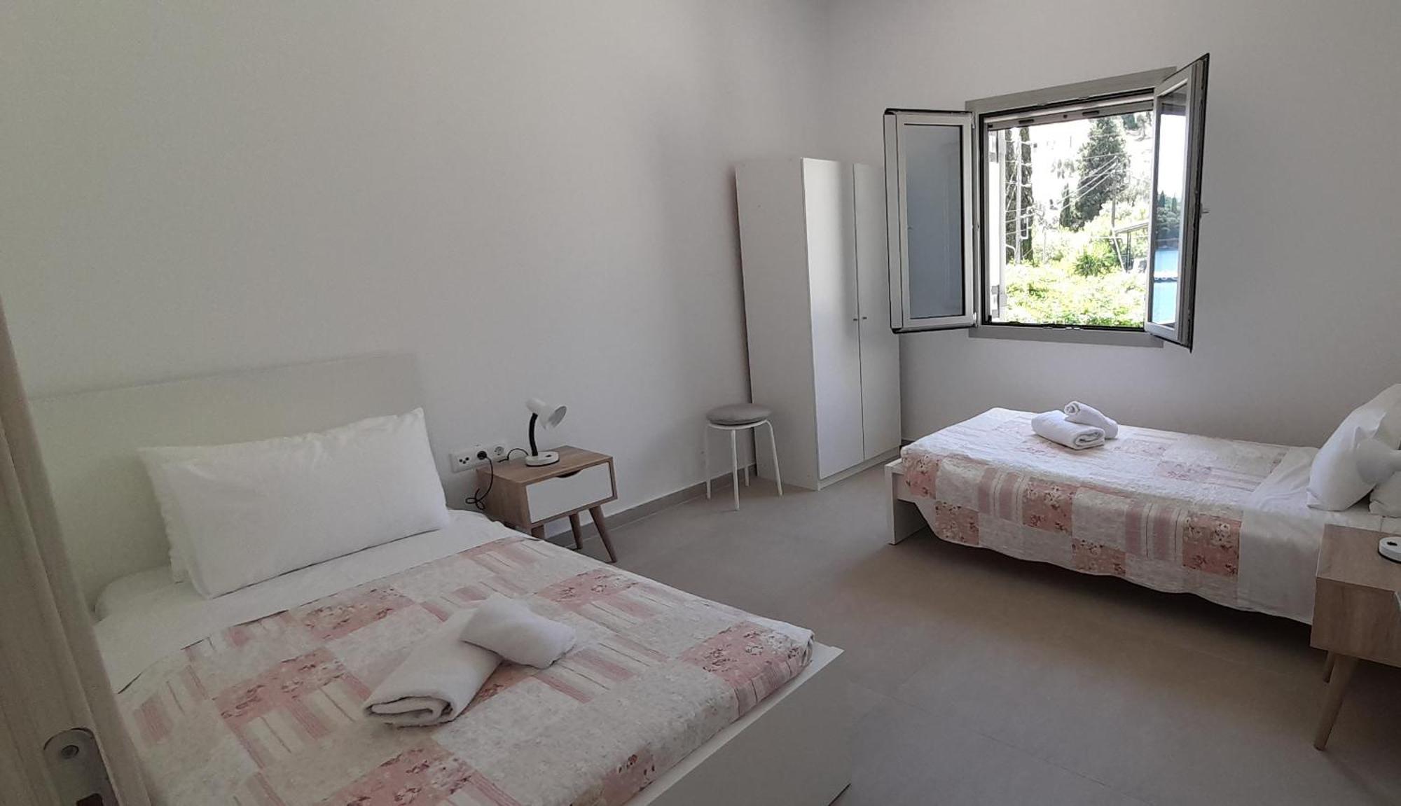 Elsi Upper Apartment *