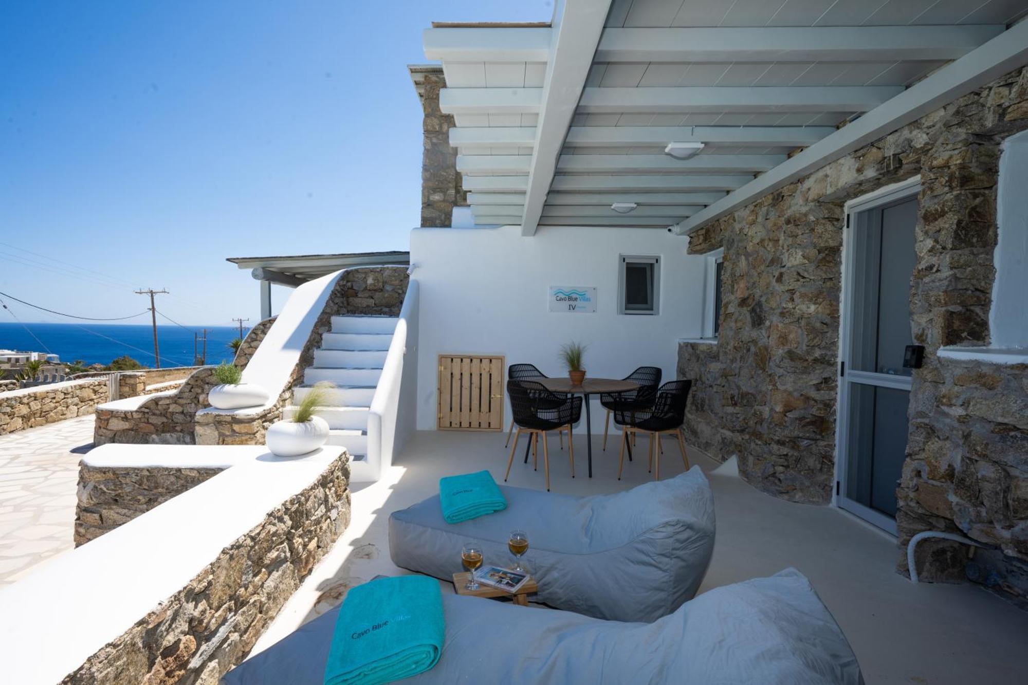 Villa Cavo Blue *