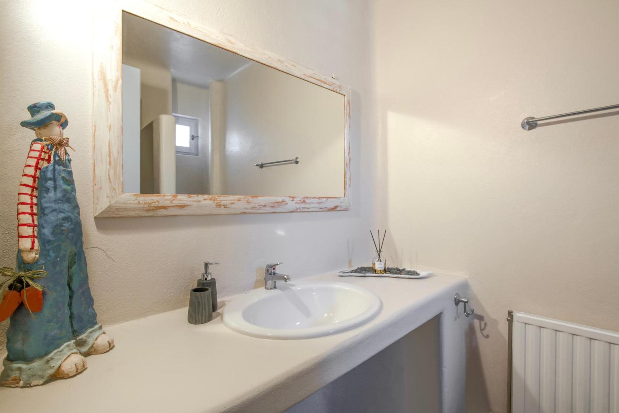 Rossi Paros Luxury And Apartment