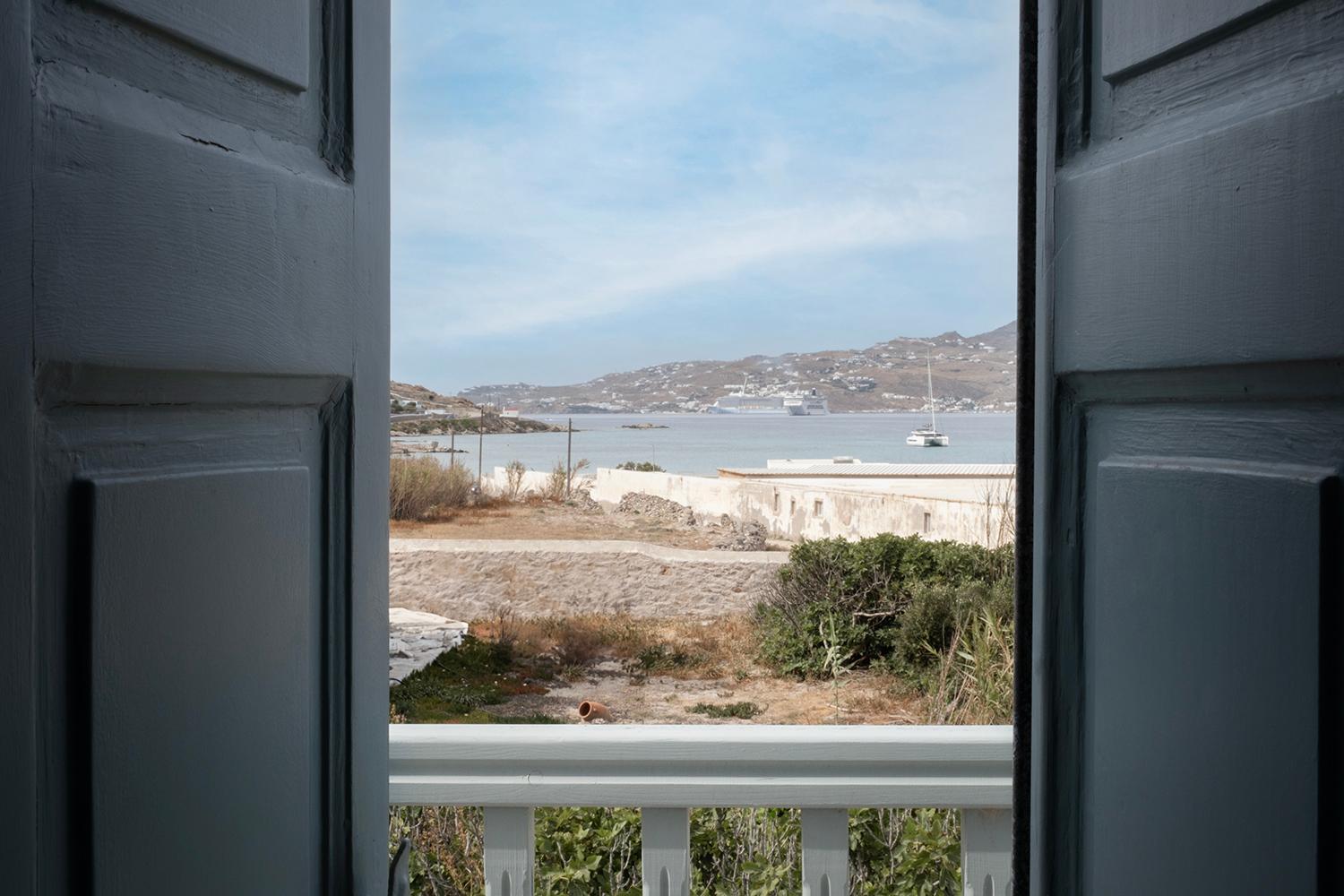 Mykonian Style W Shared Pool & Nighttime Security Guard Ornos (Mykonos)