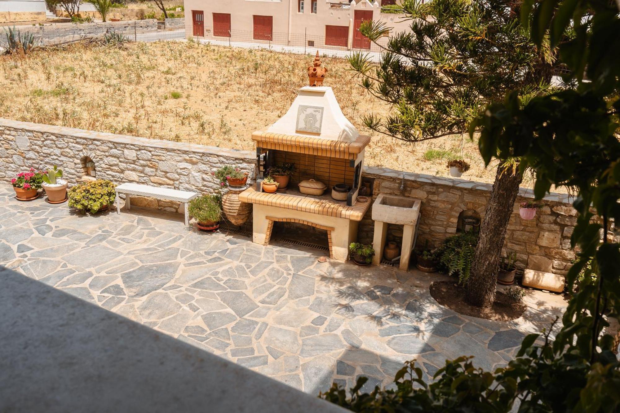 Rosabella Apartment Naxos City