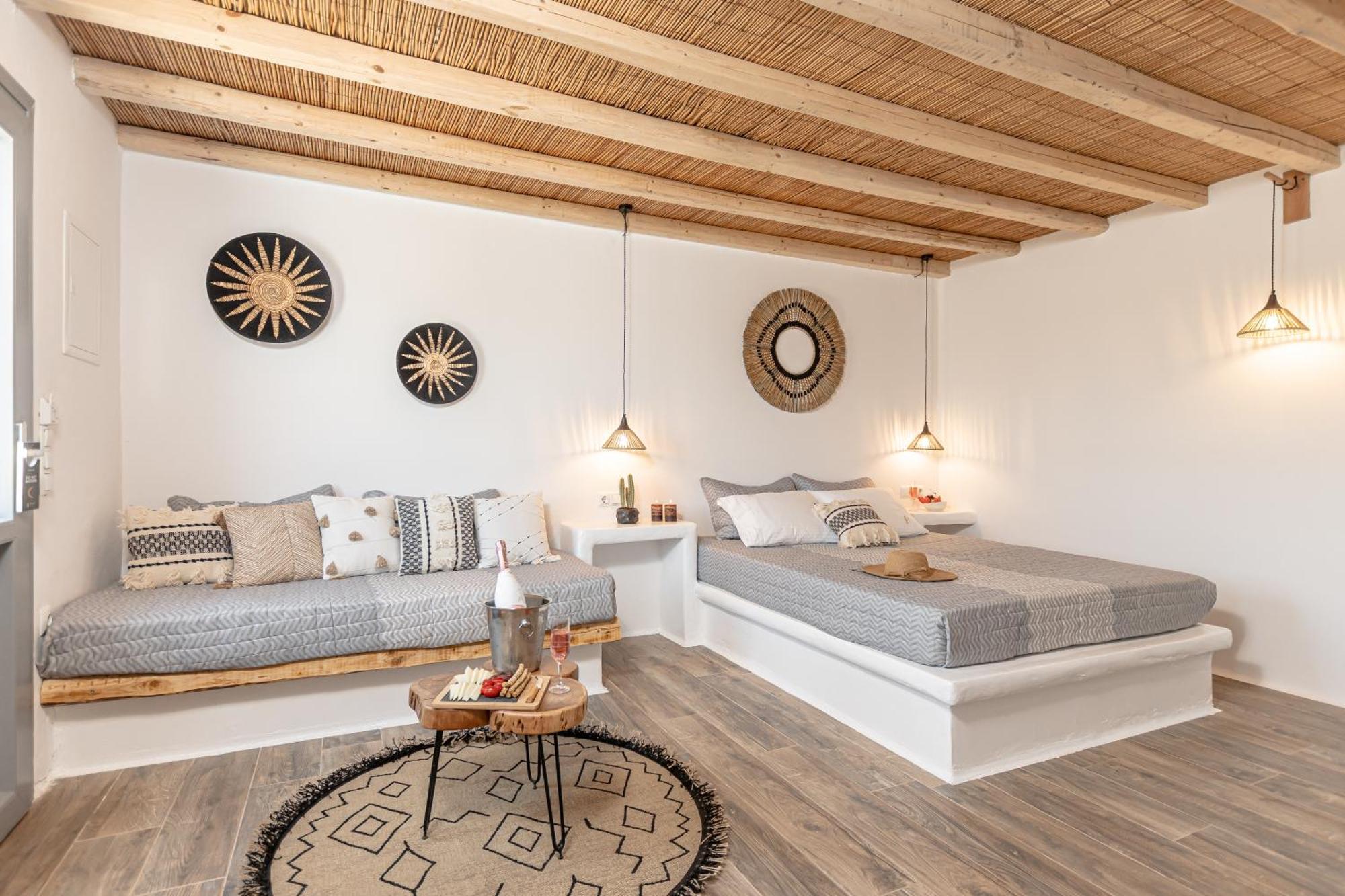 Naxos Finest & 3* Naxos City