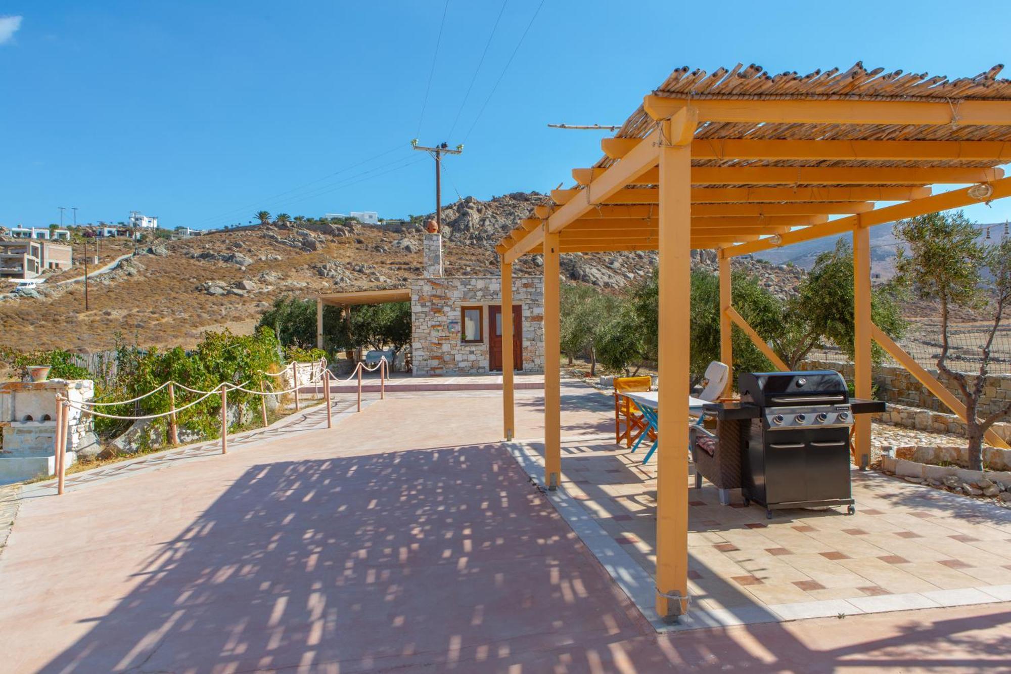Armonia Studios, & Bed & Breakfast Mikri Vigla