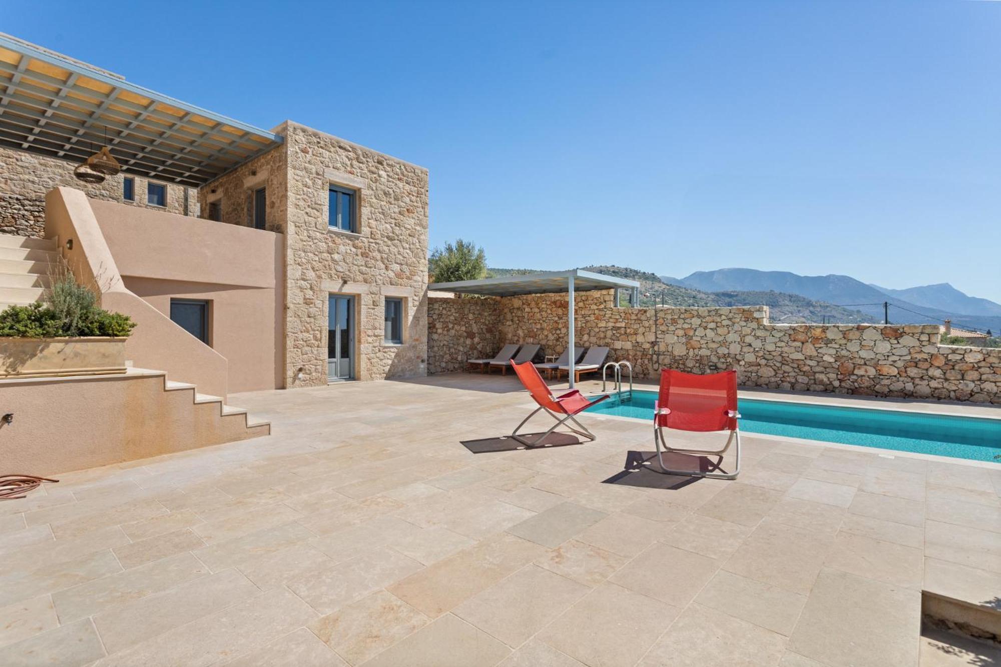 Villa Patio Complex