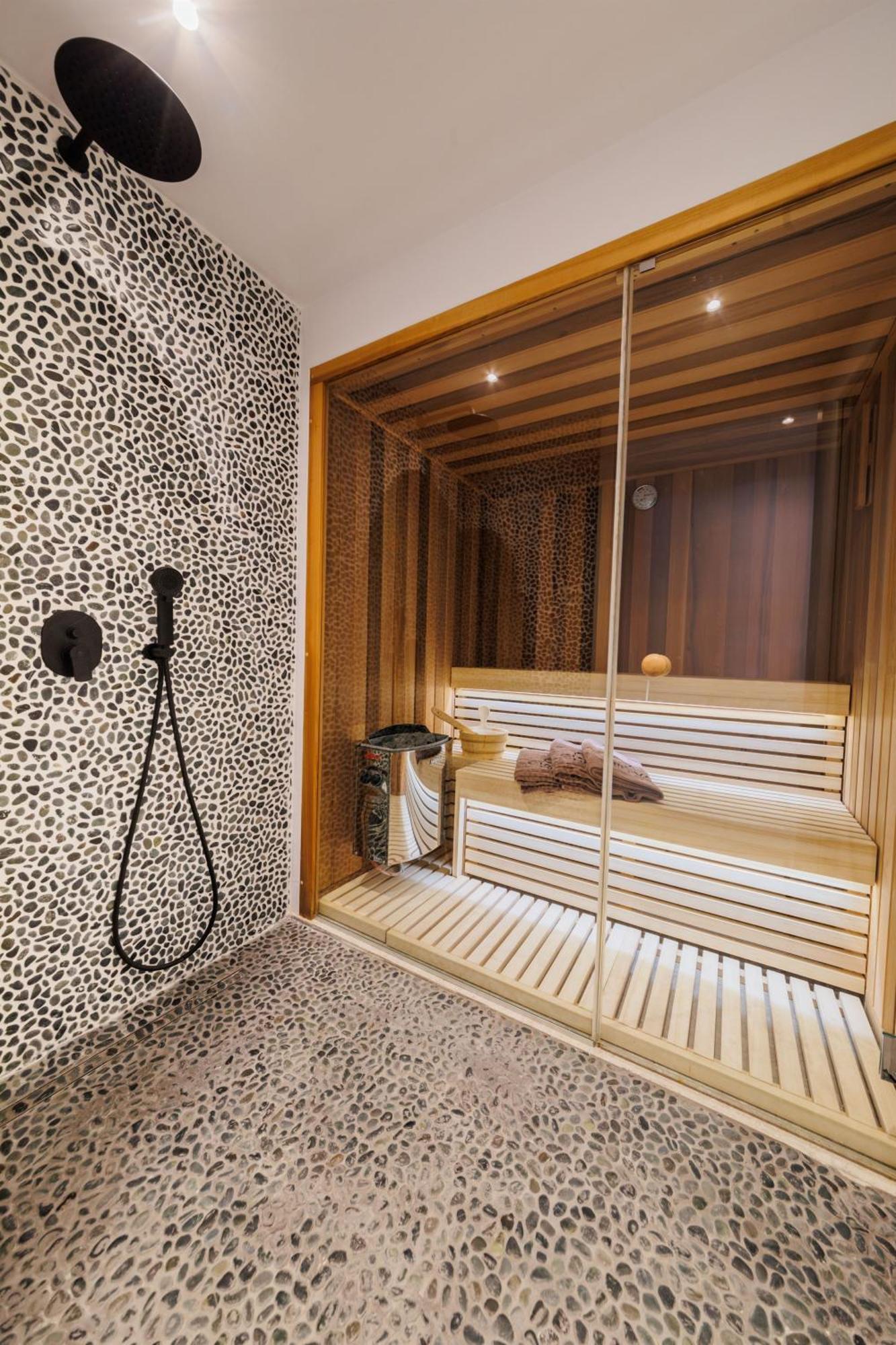 Holiday home Hills 6 - Luxury With Private Pool *