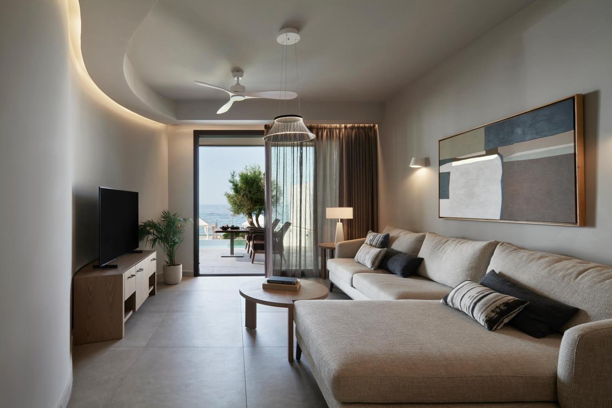 Amira Luxury & - Adults Only