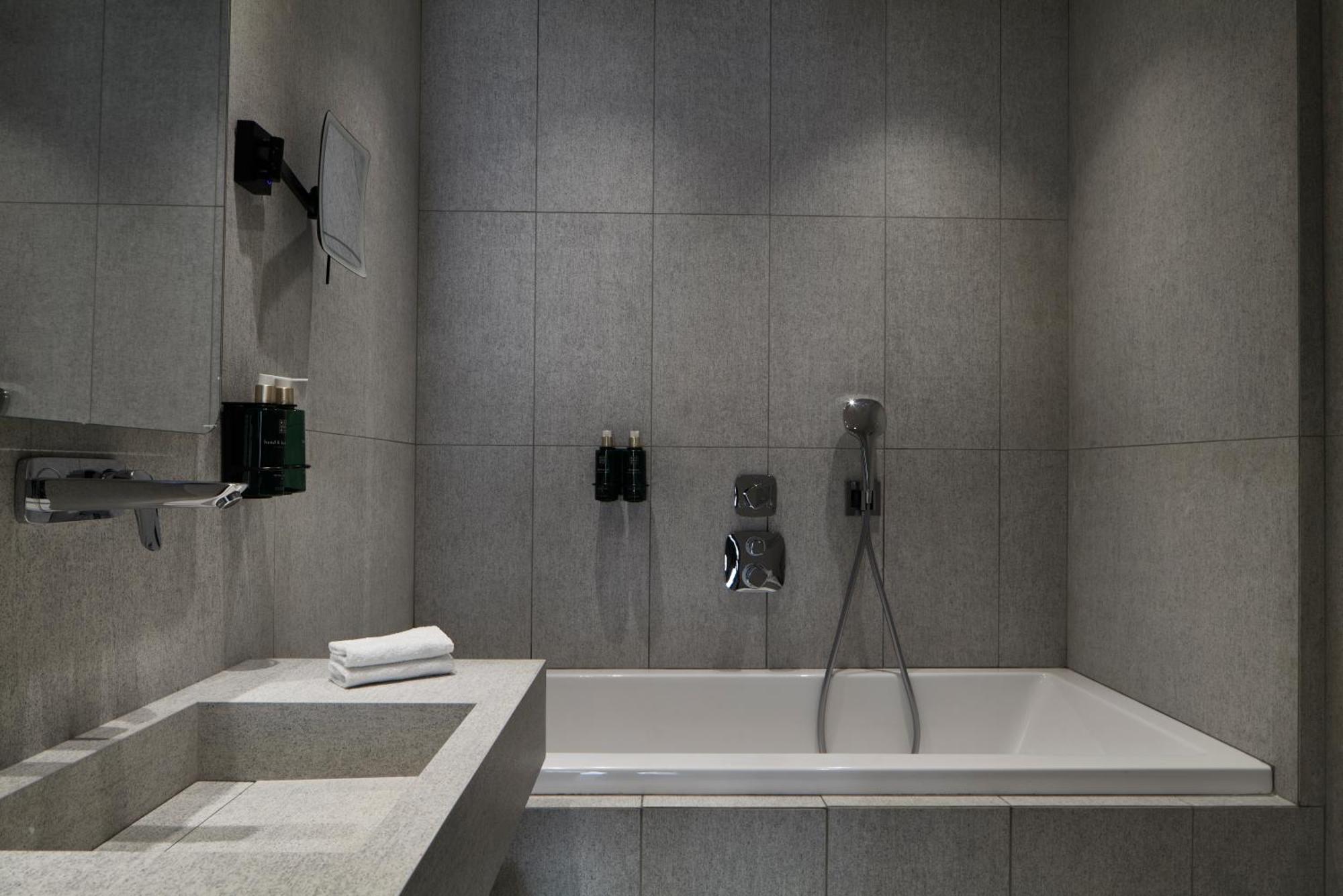 Hotel Amira Luxury & - Adults Only Adelianos Kampos