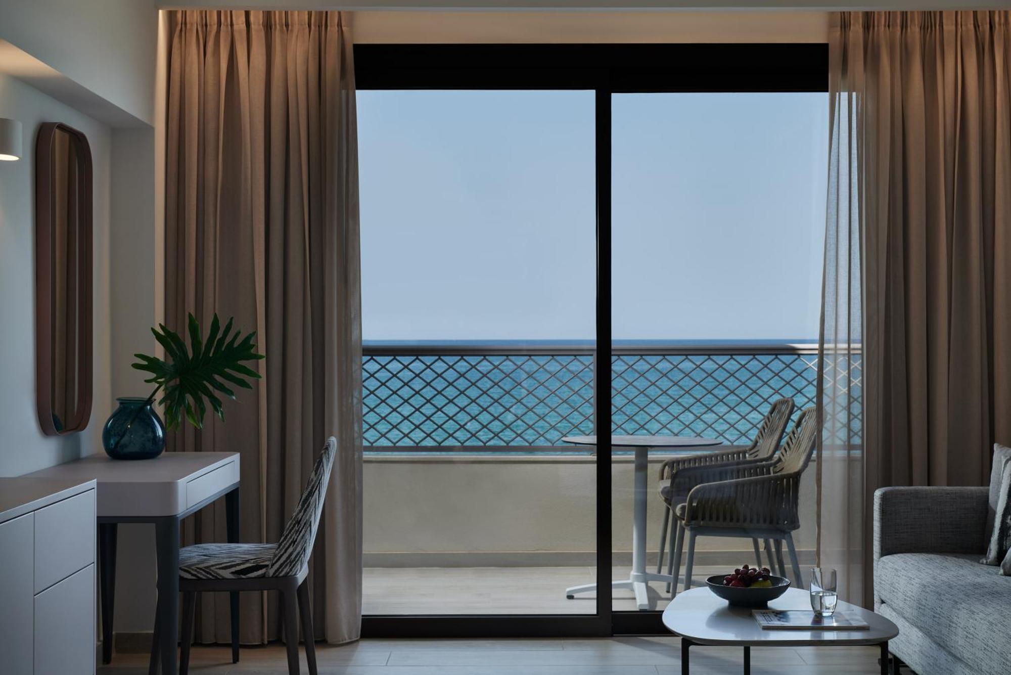 Hotel Amira Luxury & - Adults Only Adelianos Kampos