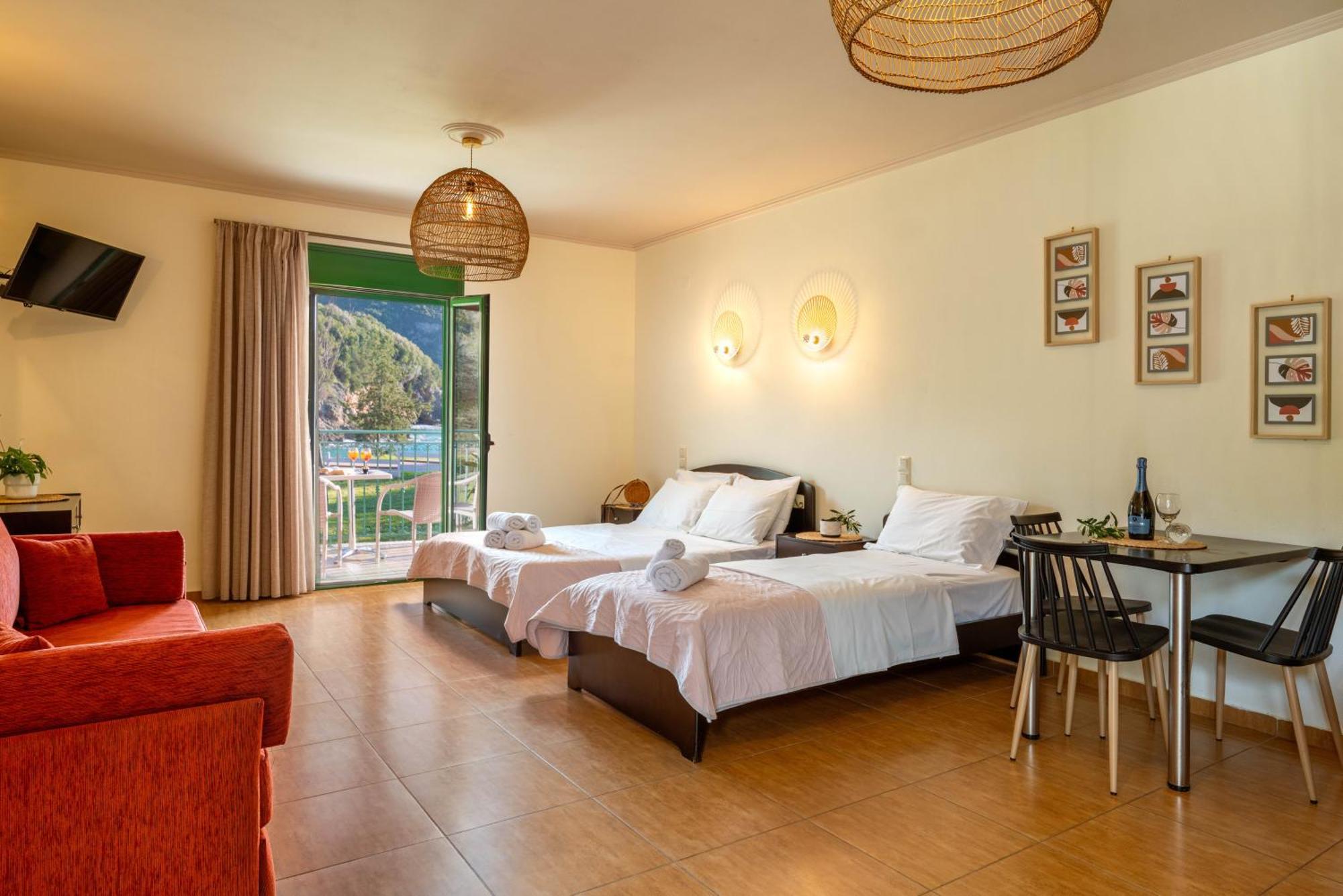 Aparthotel Aiora