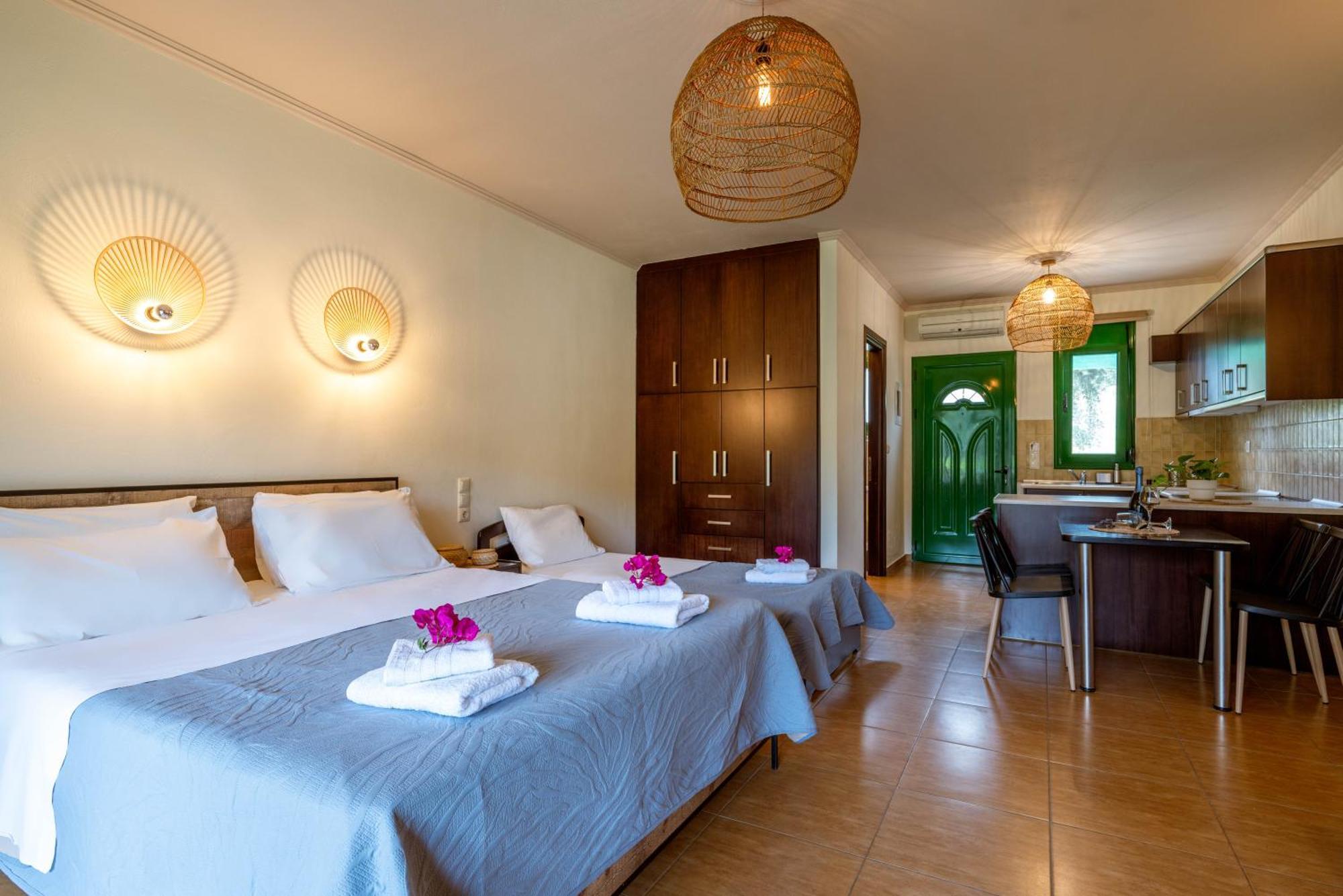 Aparthotel Aiora Sivota (Epirus)