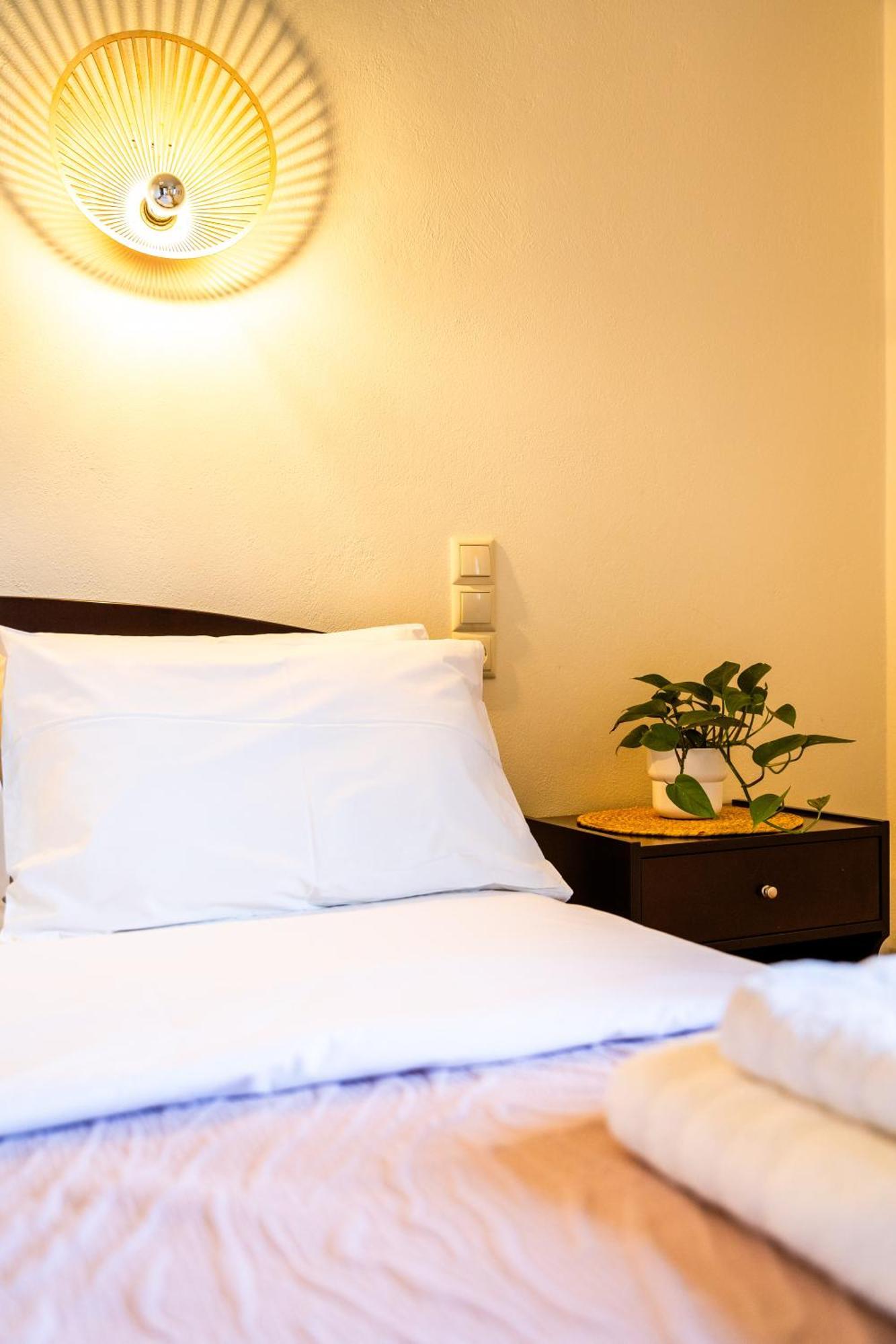 Aiora Aparthotel *