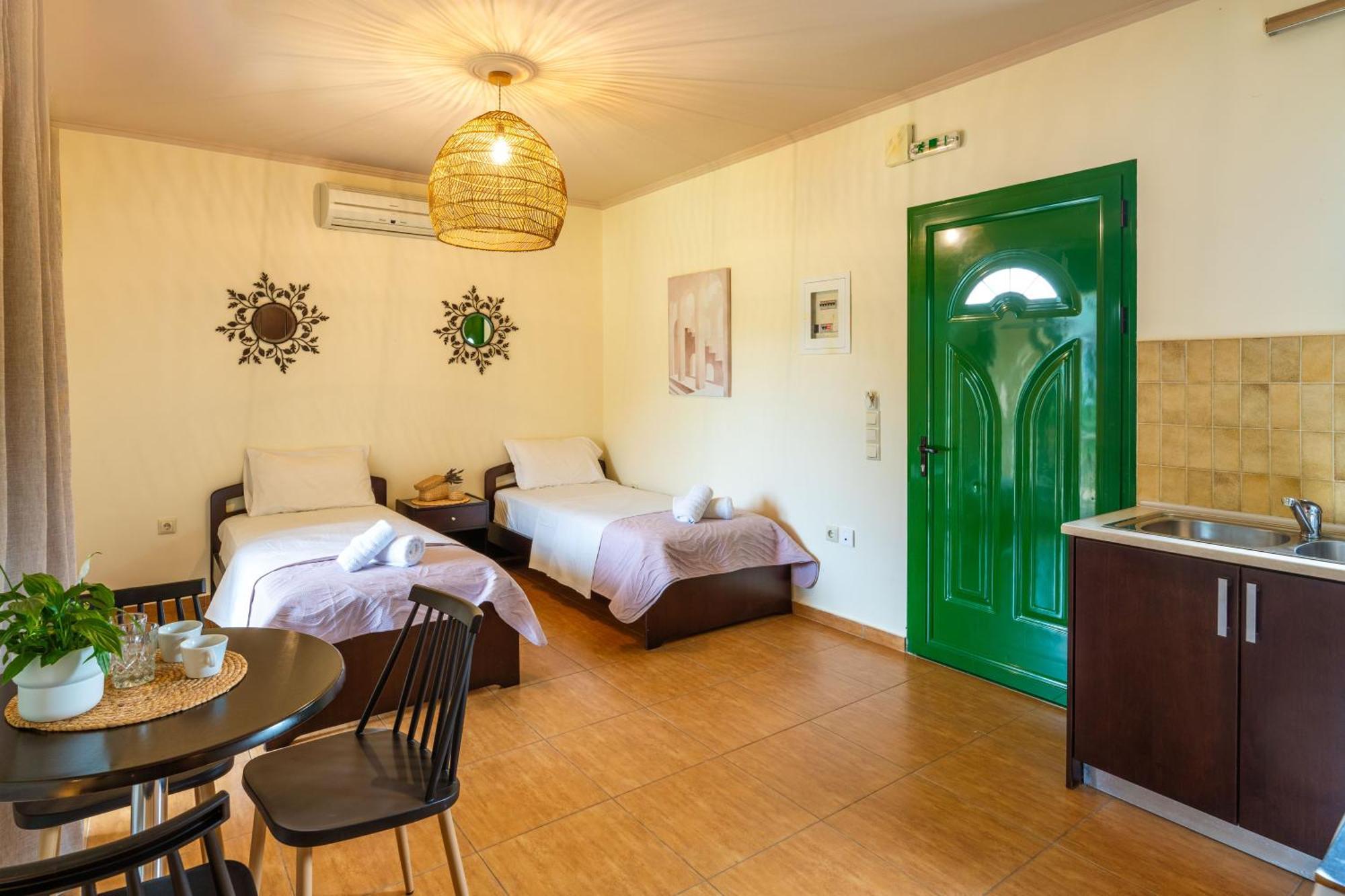Aparthotel Aiora *