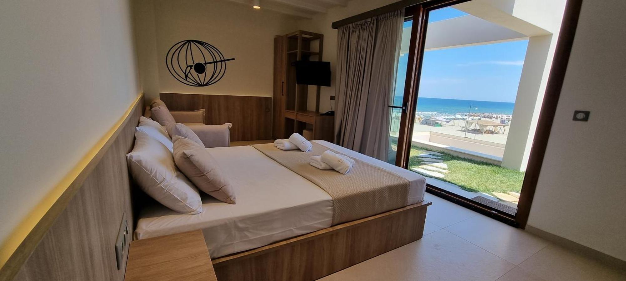 Pantheon Sea View *