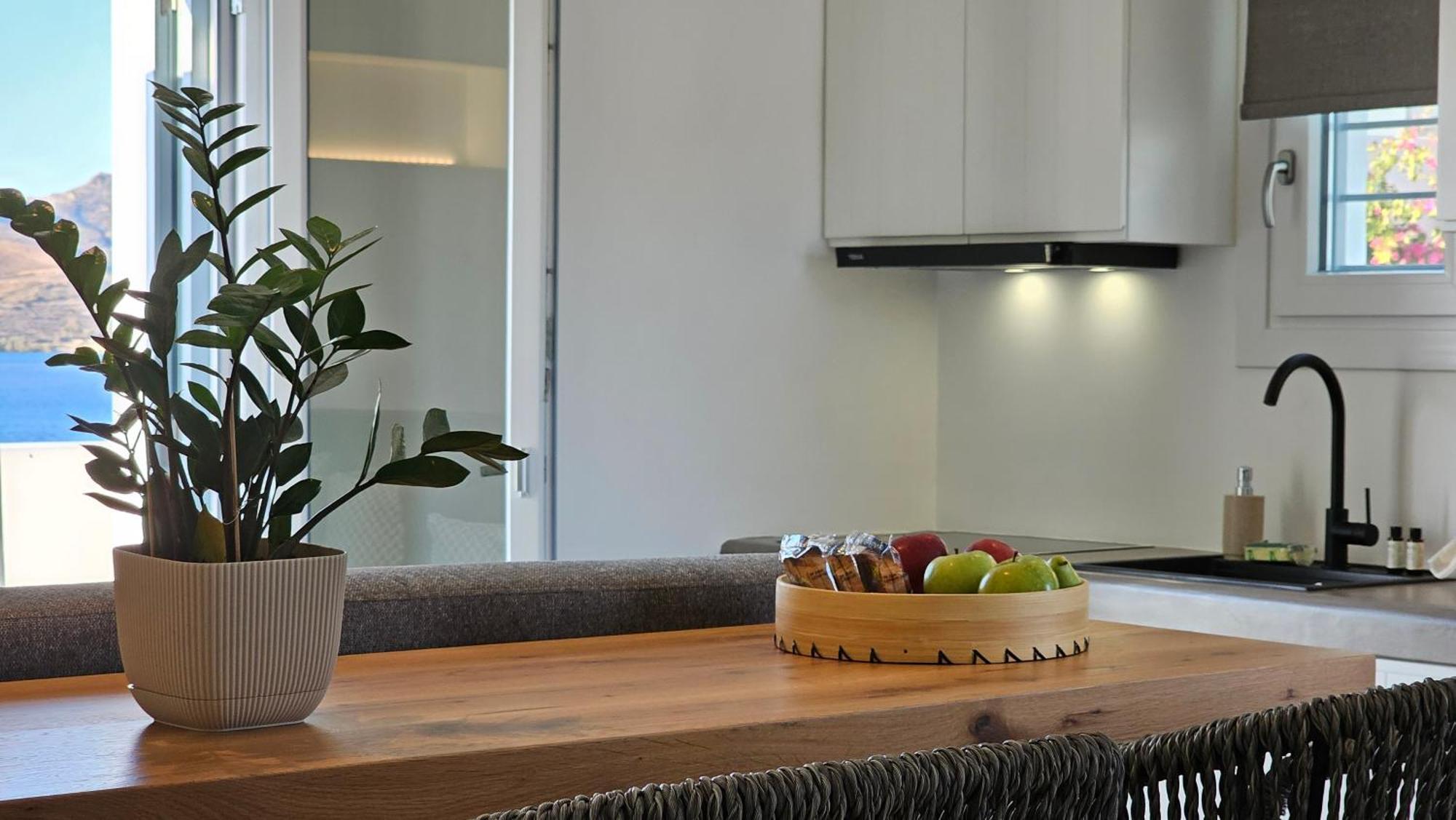 Manesis Aparthotel *
