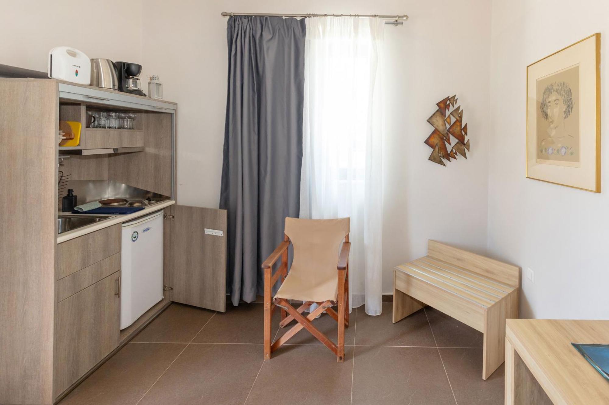 Apartment Oinoni's - Aiakos *