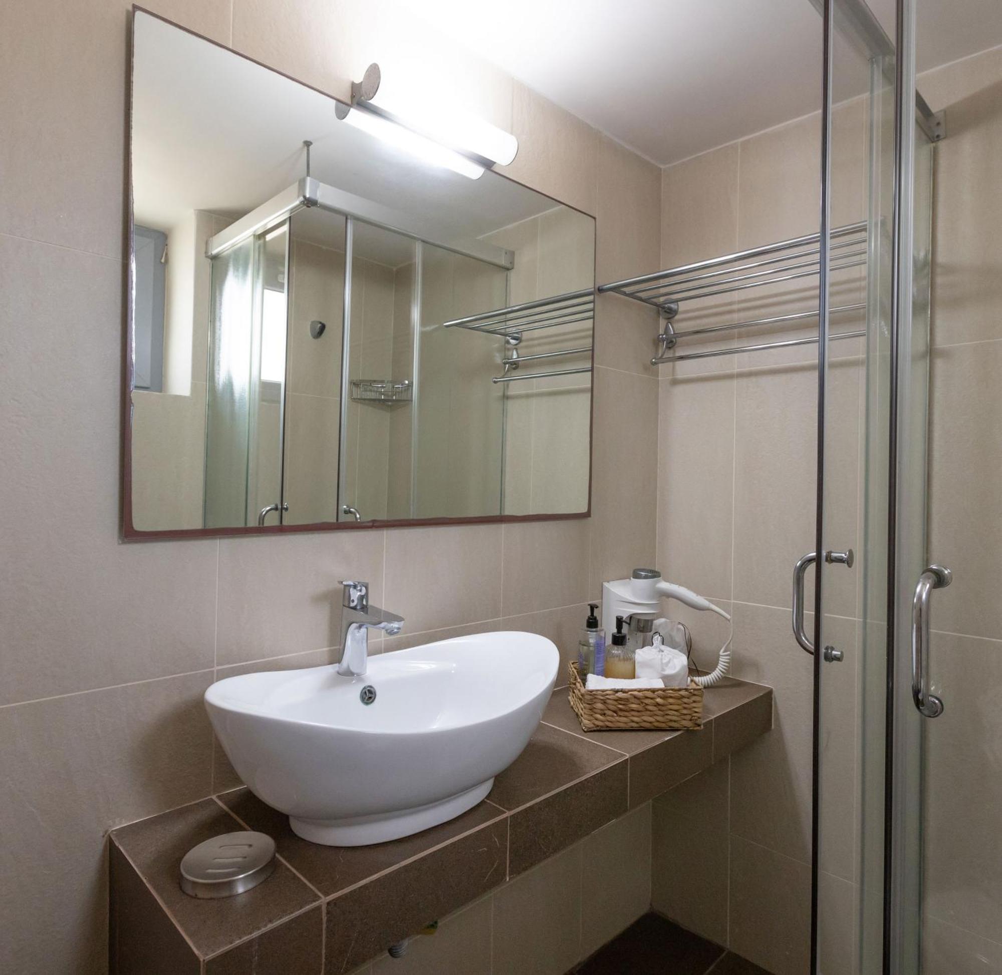 Apartment Oinoni's - Aiakos