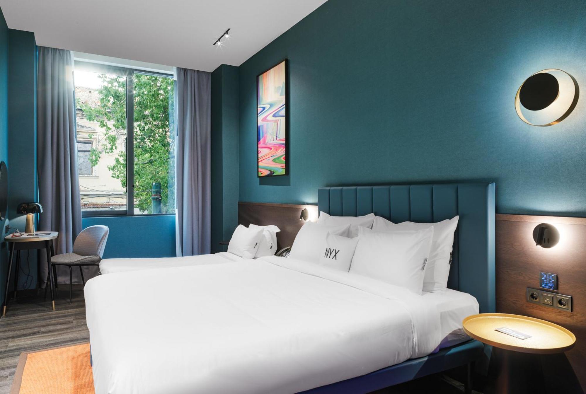 Nyx Esperia Palace By Leonardo 5* Athens