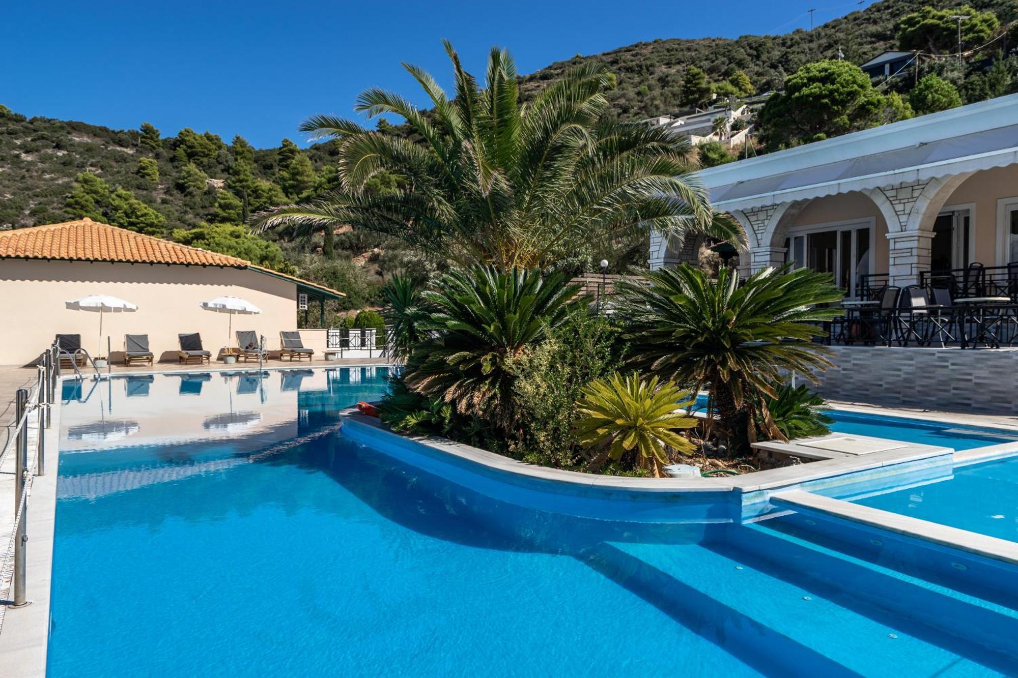 Sunset Triple 1 Apartment Agios Nikitas