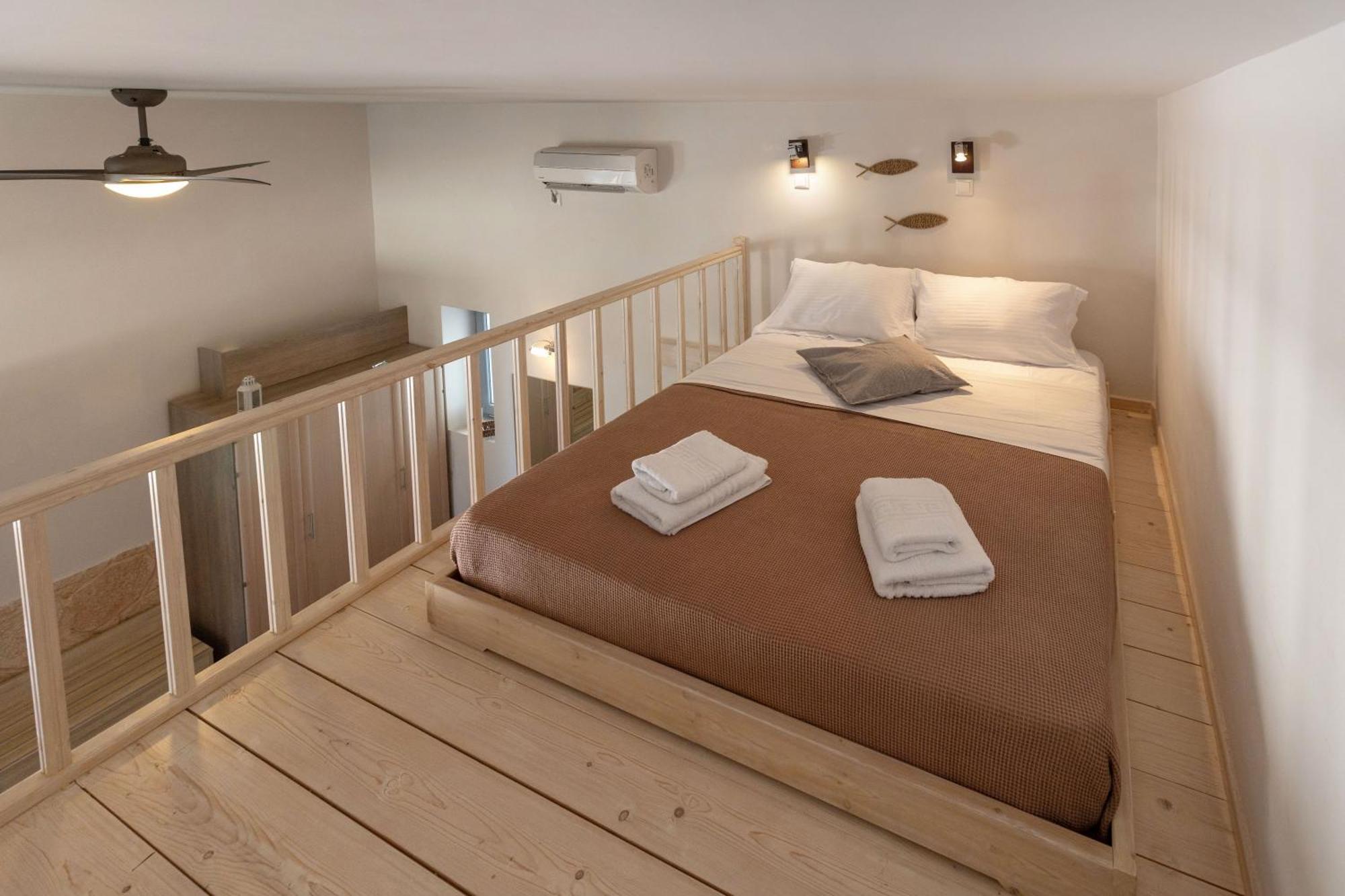 Apartment Oinoni's - Alexandros *