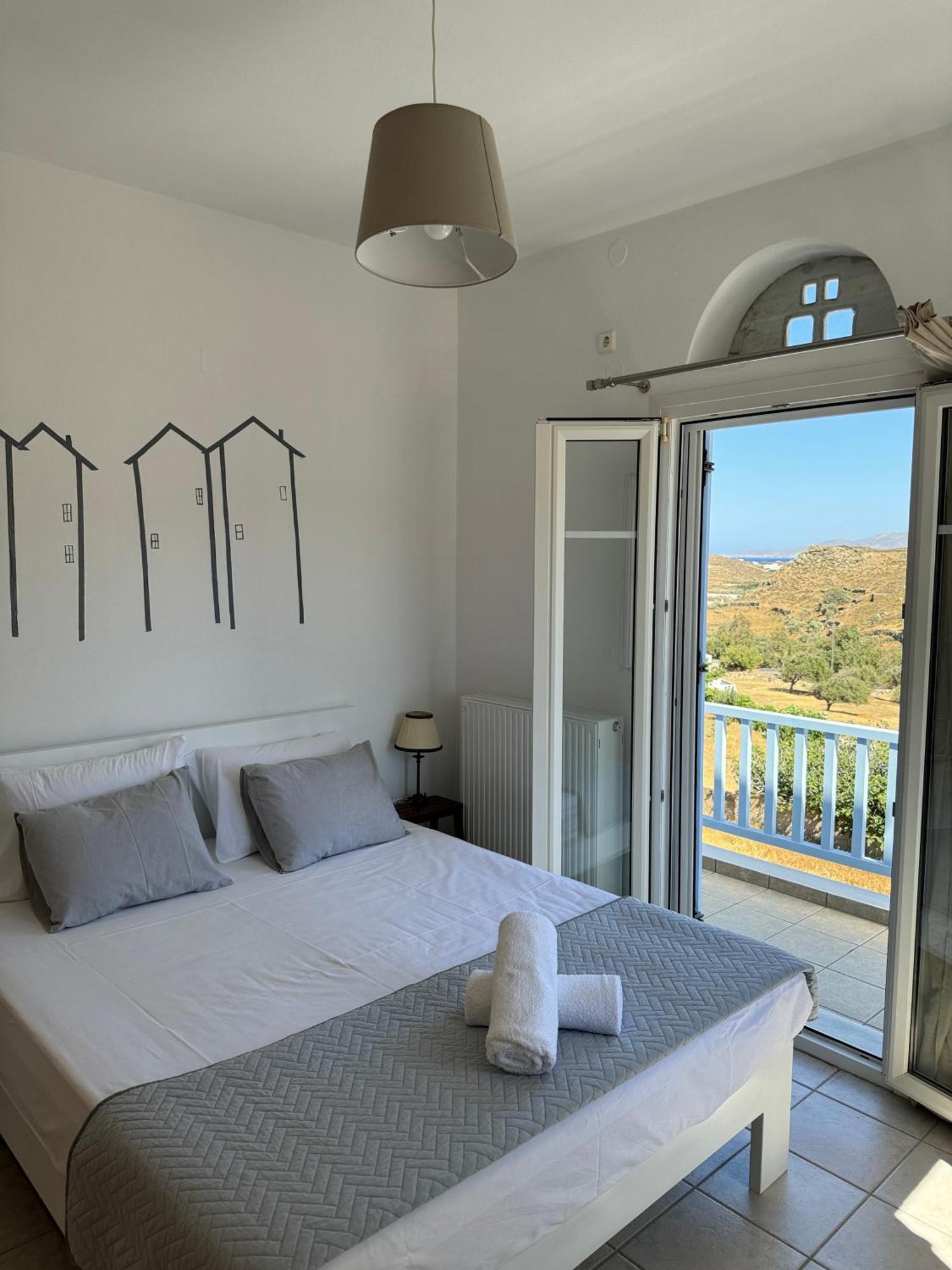 Marieta's Cycladic Apartment