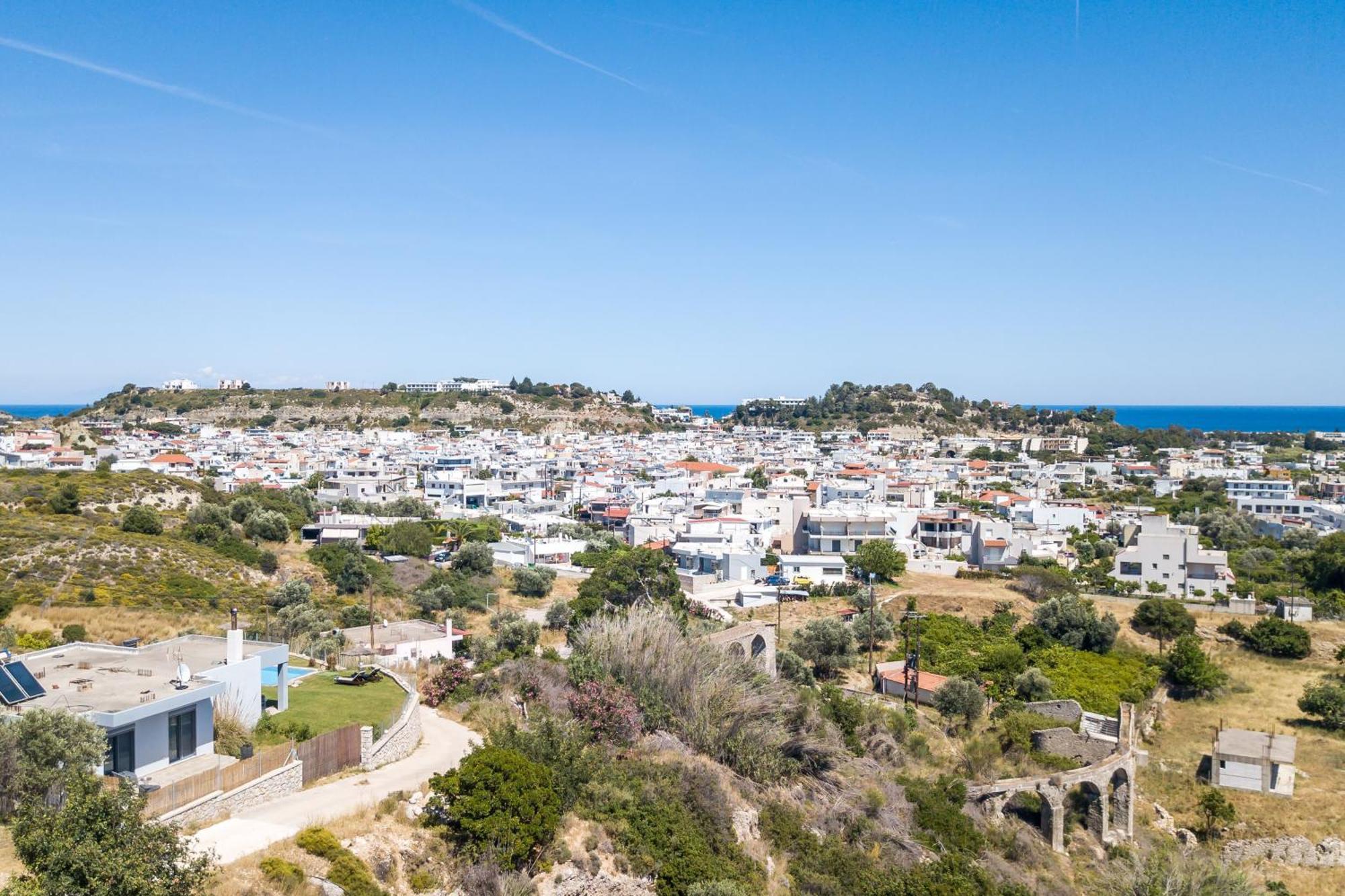 Villa High View *