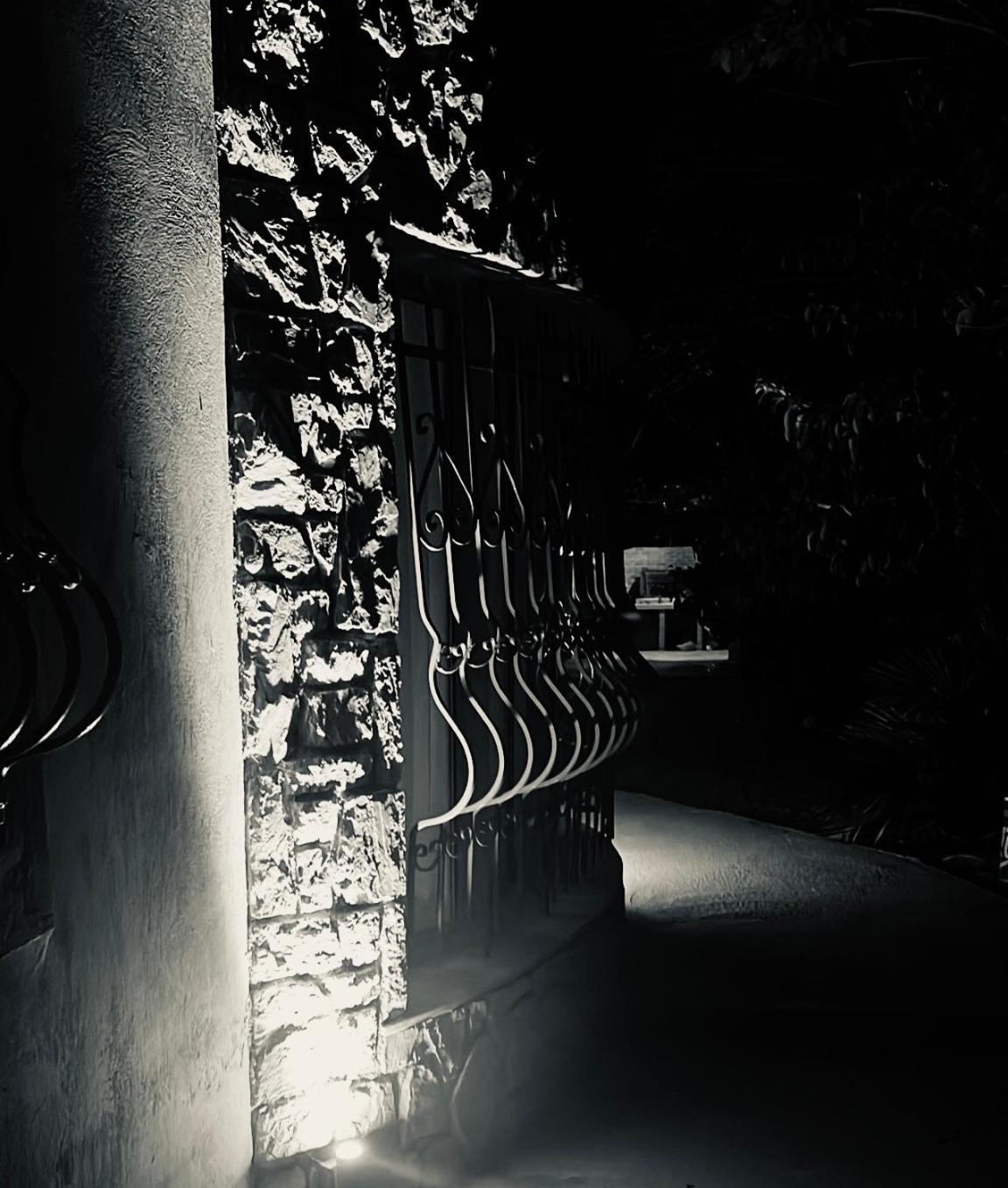 Mulberry House * Nea Makri
