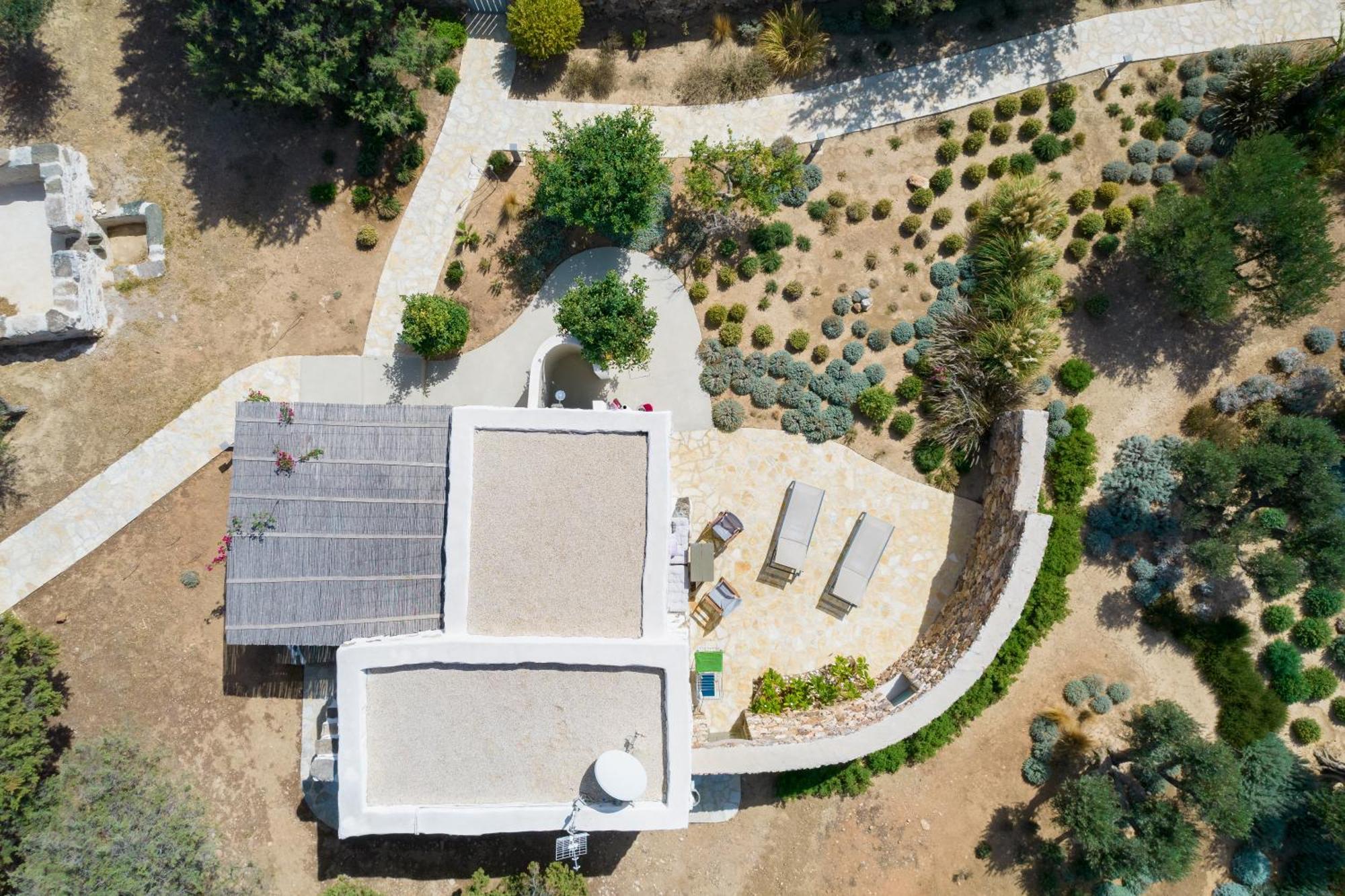 Eleonas Estate - With Partially Private Pools & Professional Tennis Court Villa Parikia (Paros)