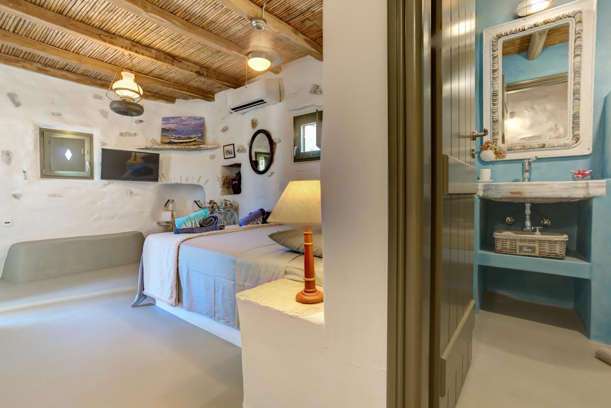 Eleonas Estate - With Partially Private Pools & Professional Tennis Court *