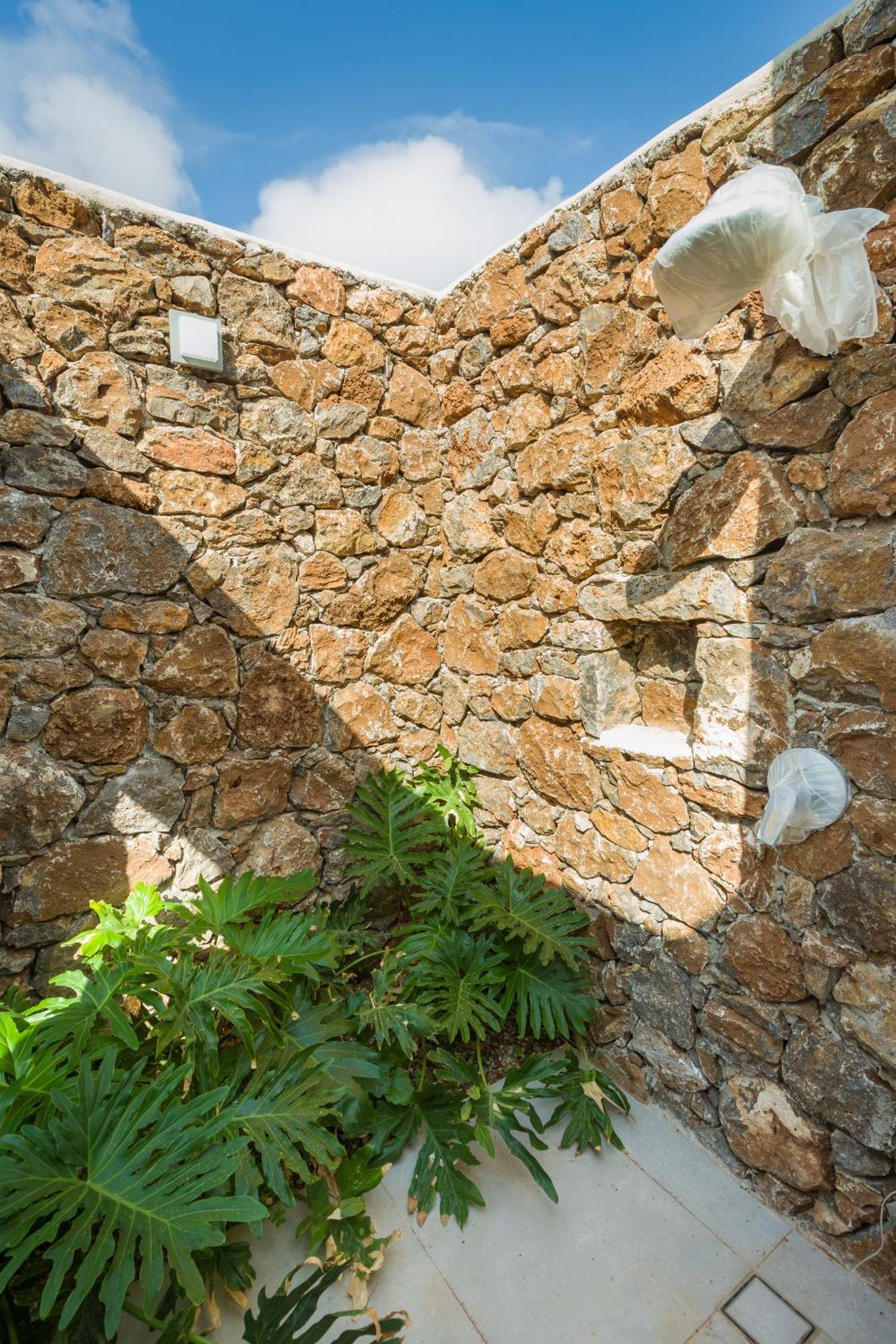 Eleonas Estate - With Partially Private Pools & Professional Tennis Court *
