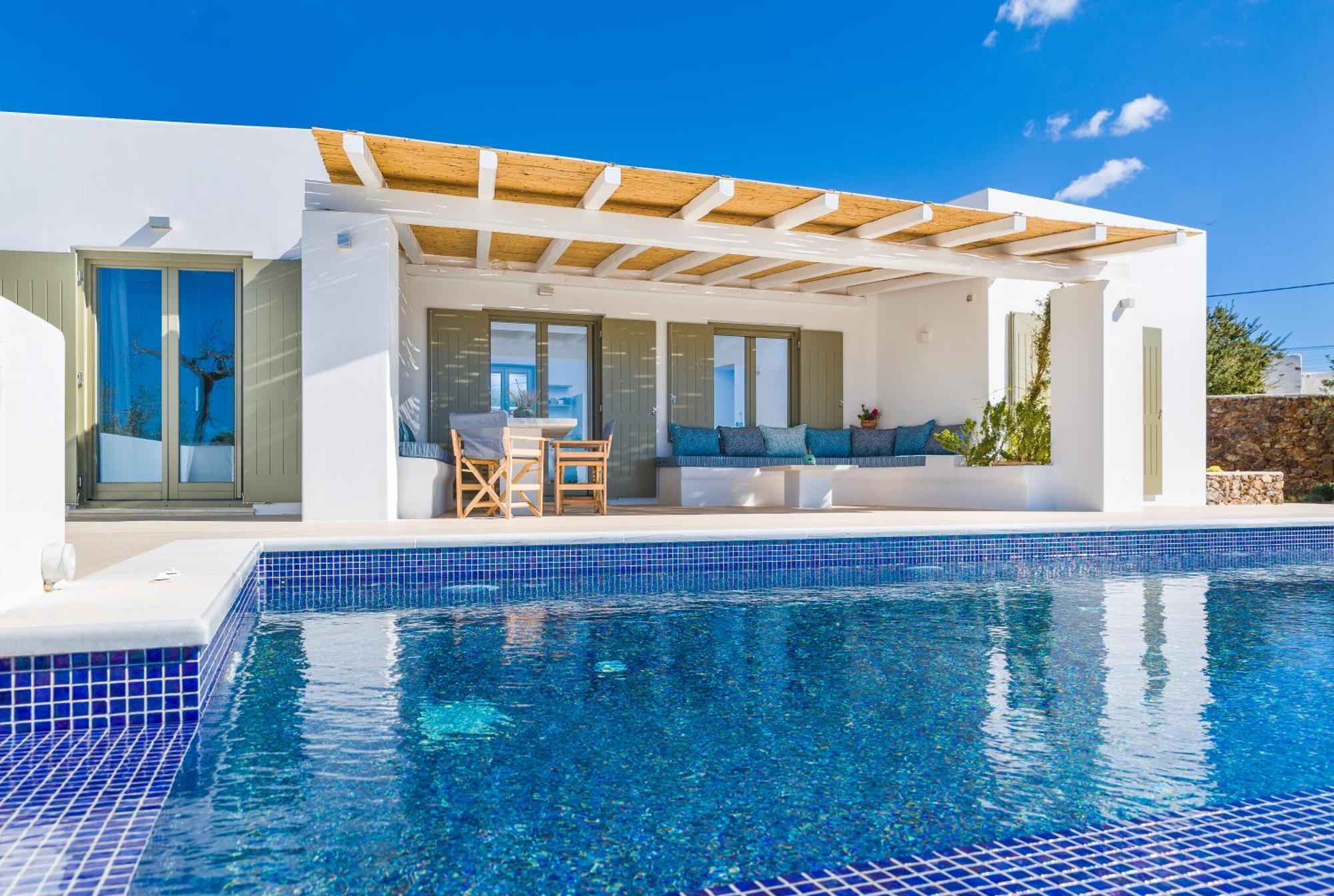 Eleonas Estate - With Partially Private Pools & Professional Tennis Court * Parikia (Paros)