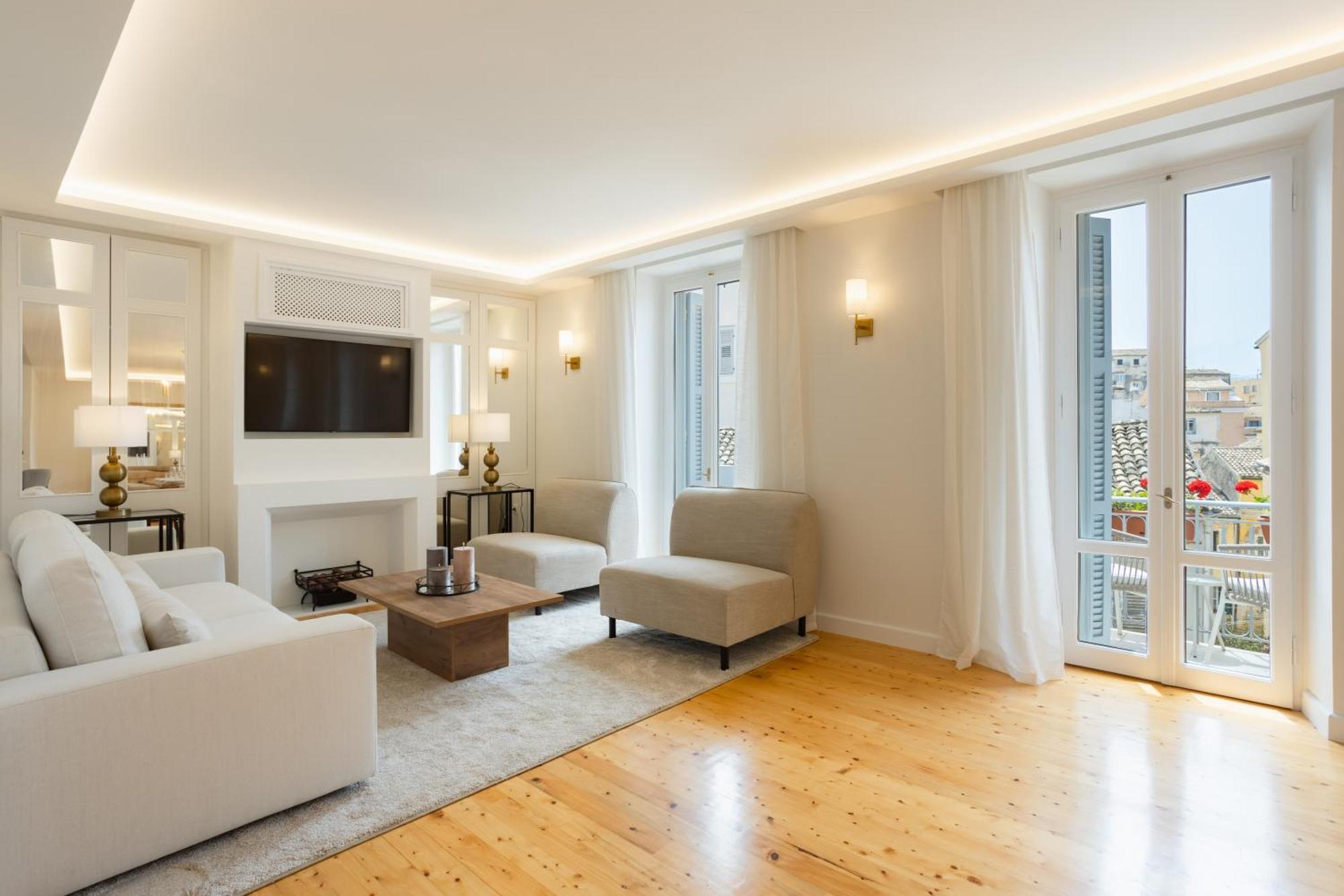 Agora Luxury By The Boyar Collection
