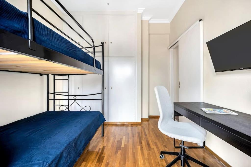 Bright With Splendid Sea View! Apartment