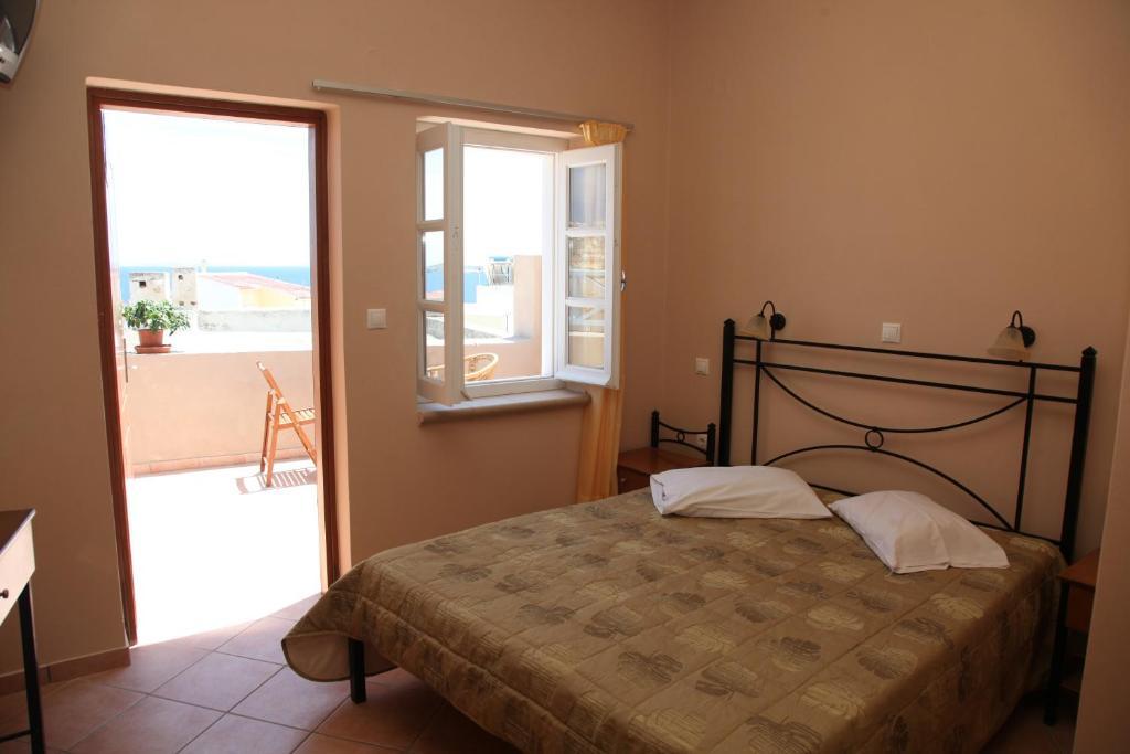 Aparthotel Mavrikakis *