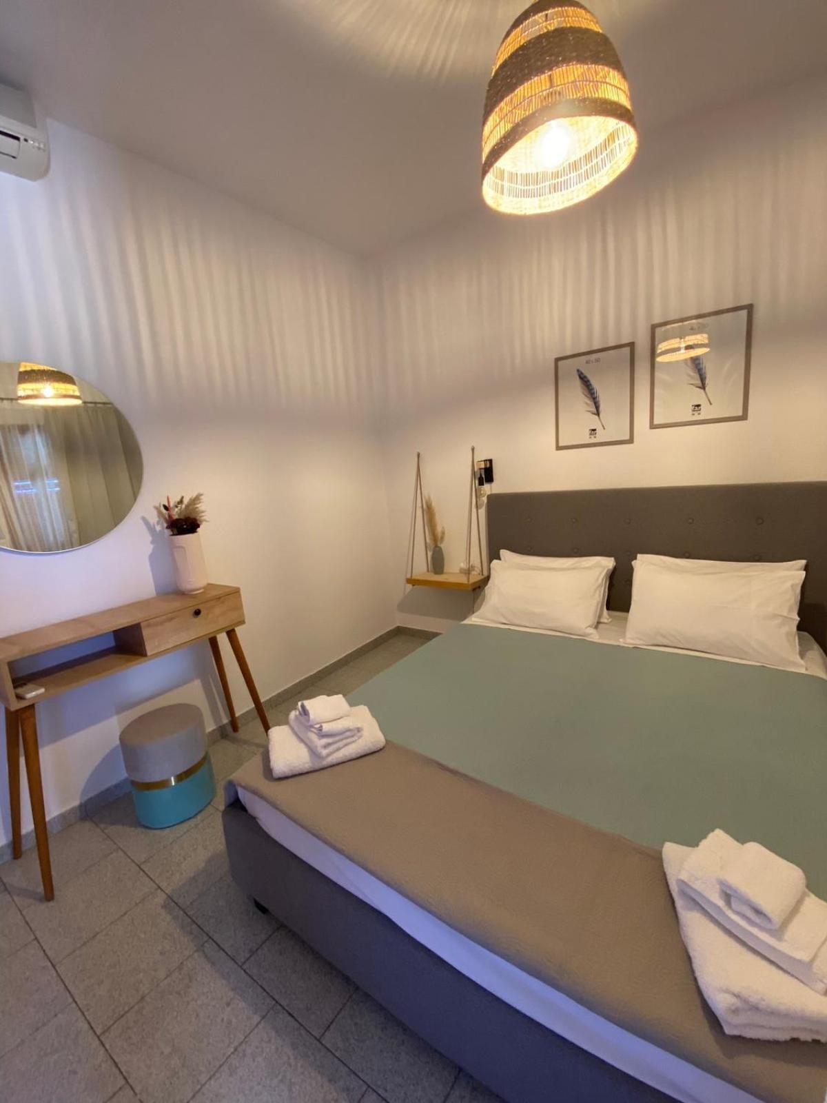 Karras Village Apartment *